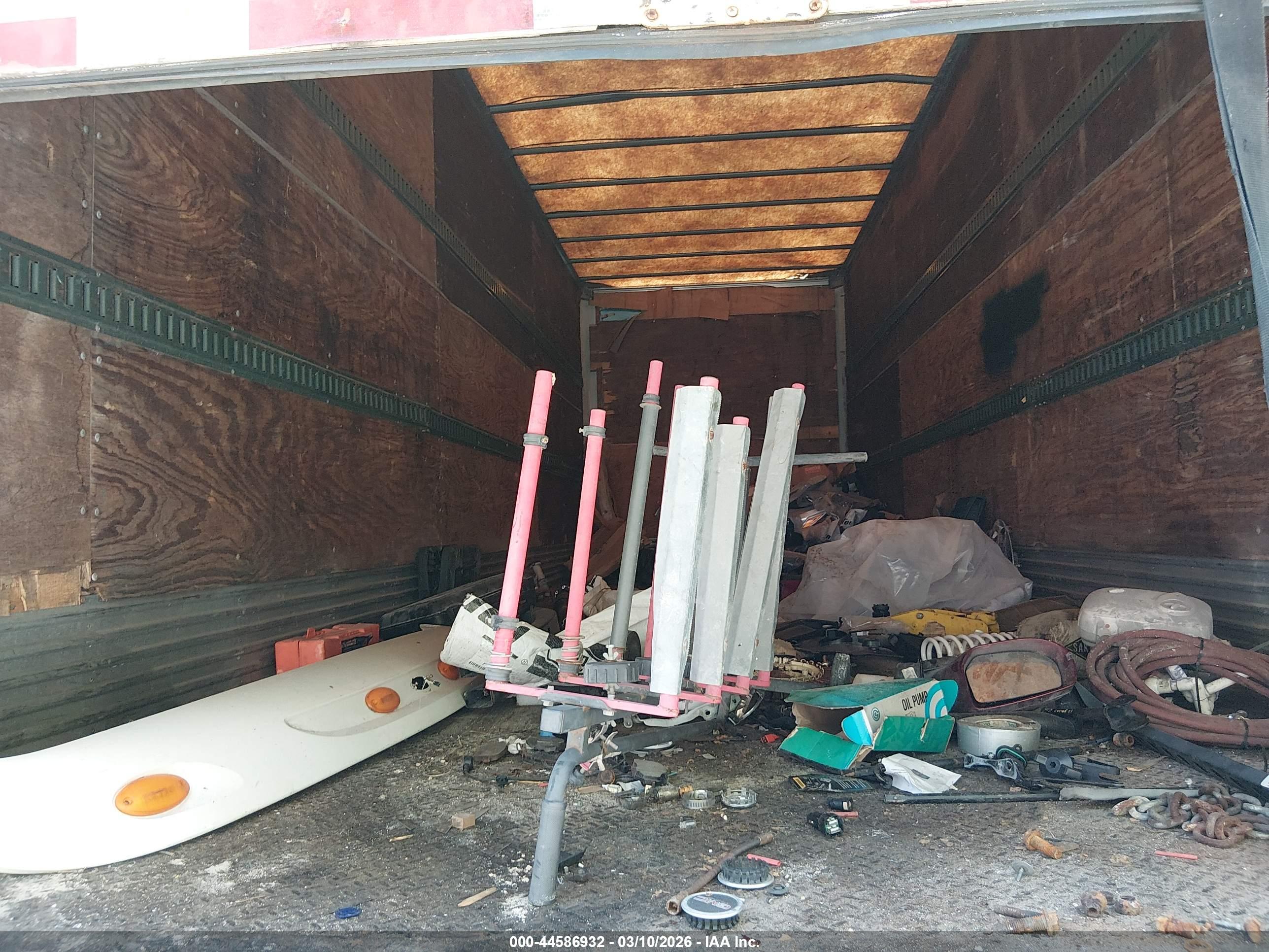 UTILITY TRAILER image 8