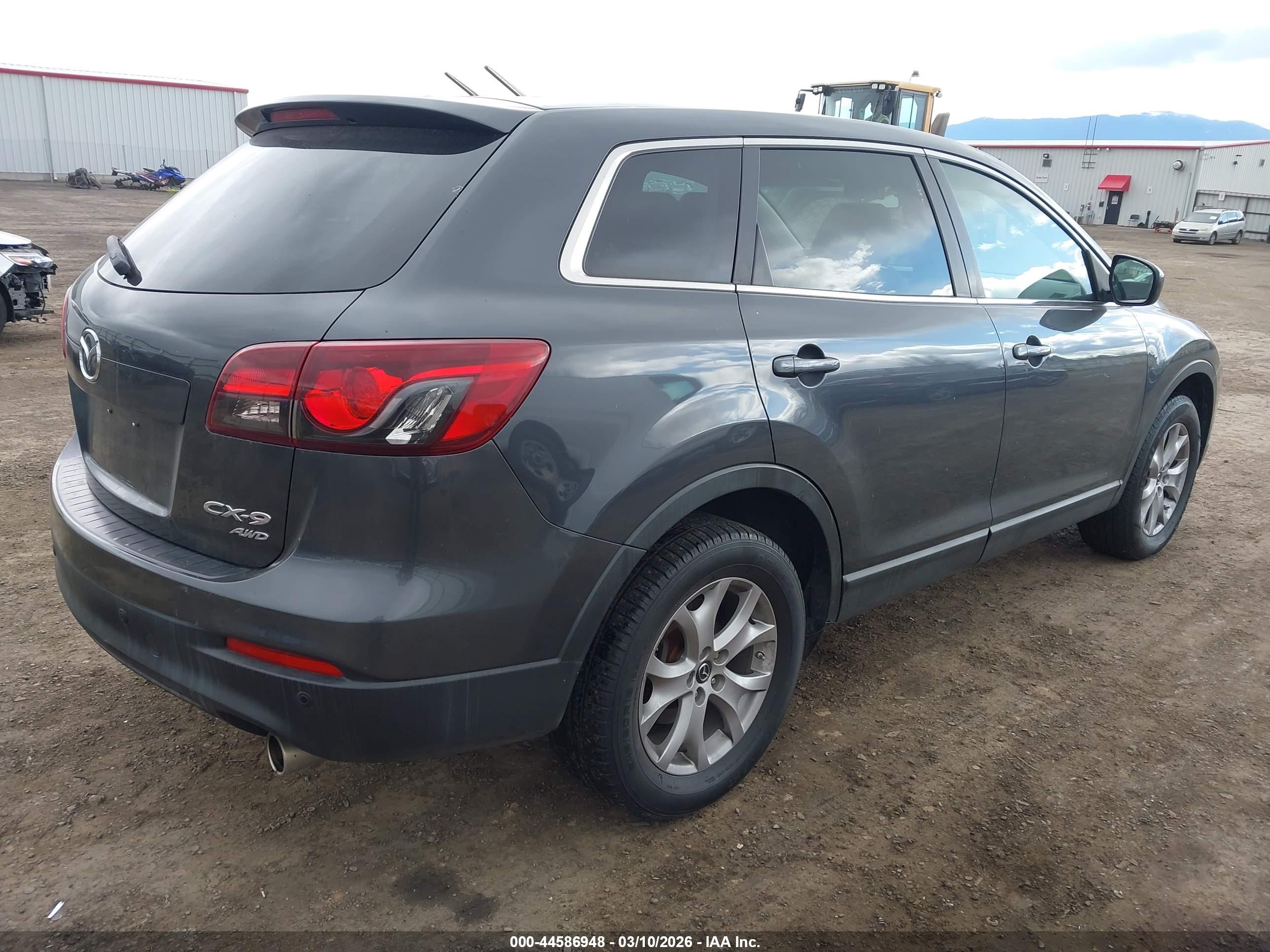 MAZDA CX-9 image 4