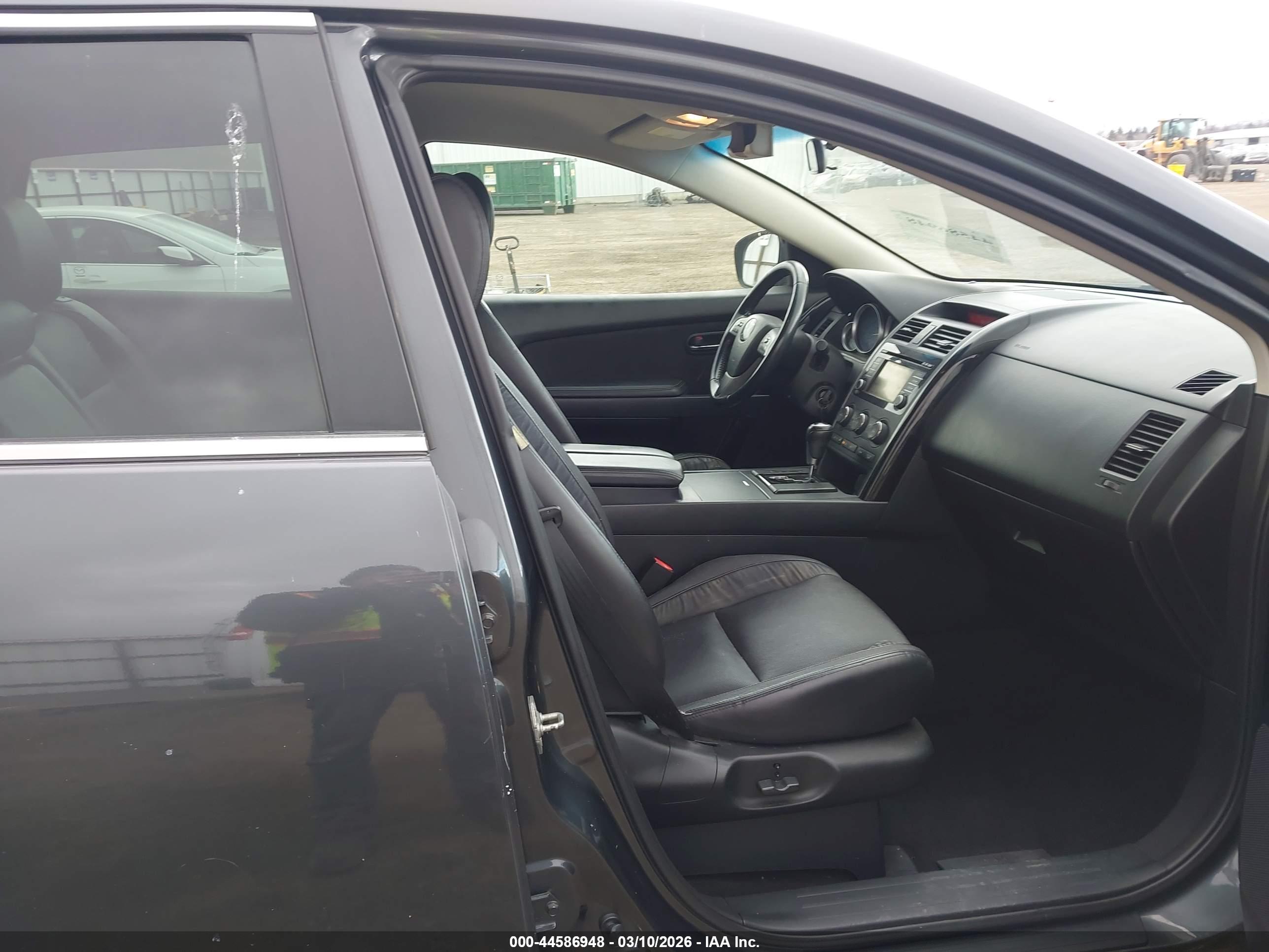 MAZDA CX-9 image 5