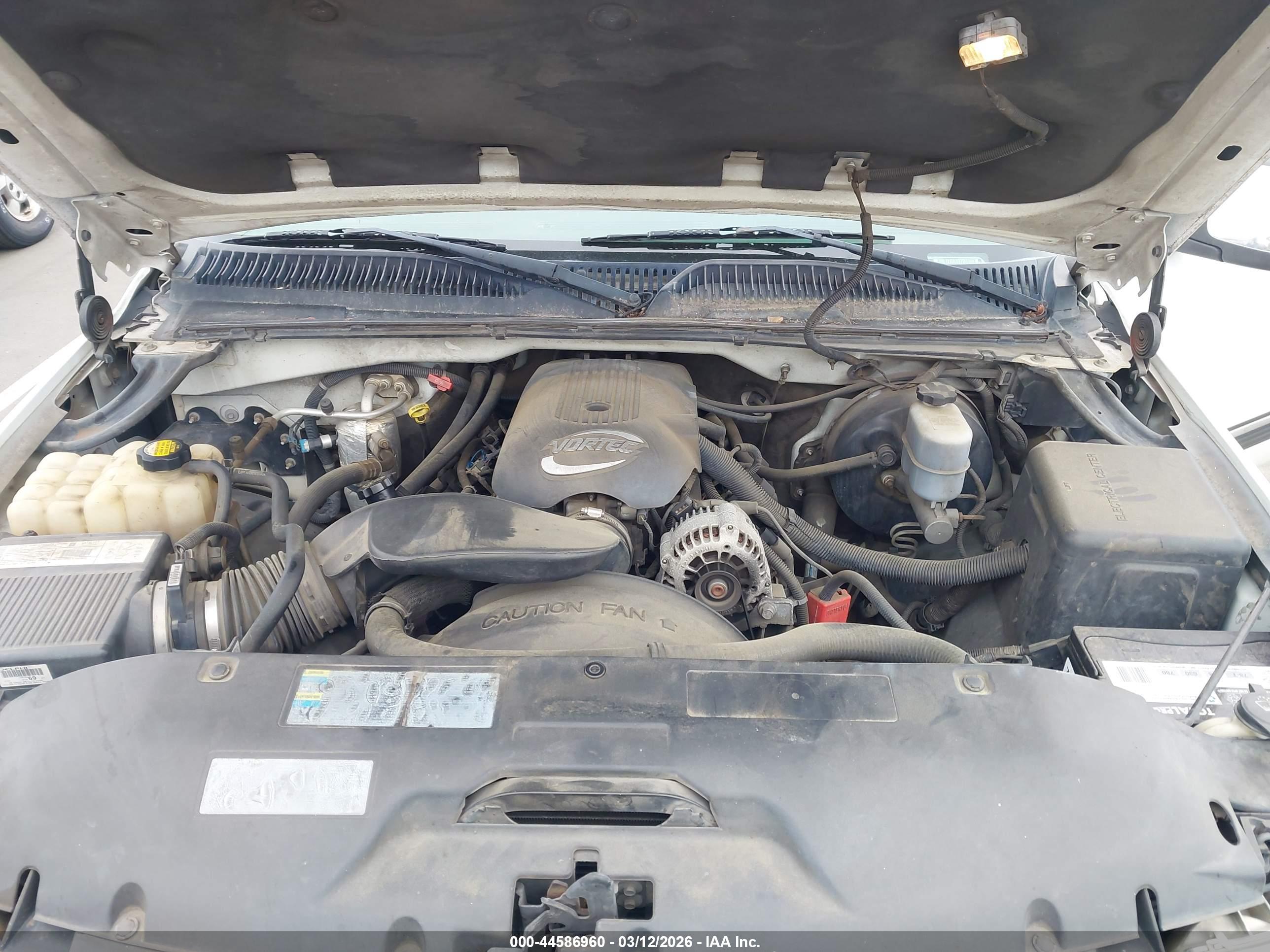 CHEVROLET SILVERADO image 10