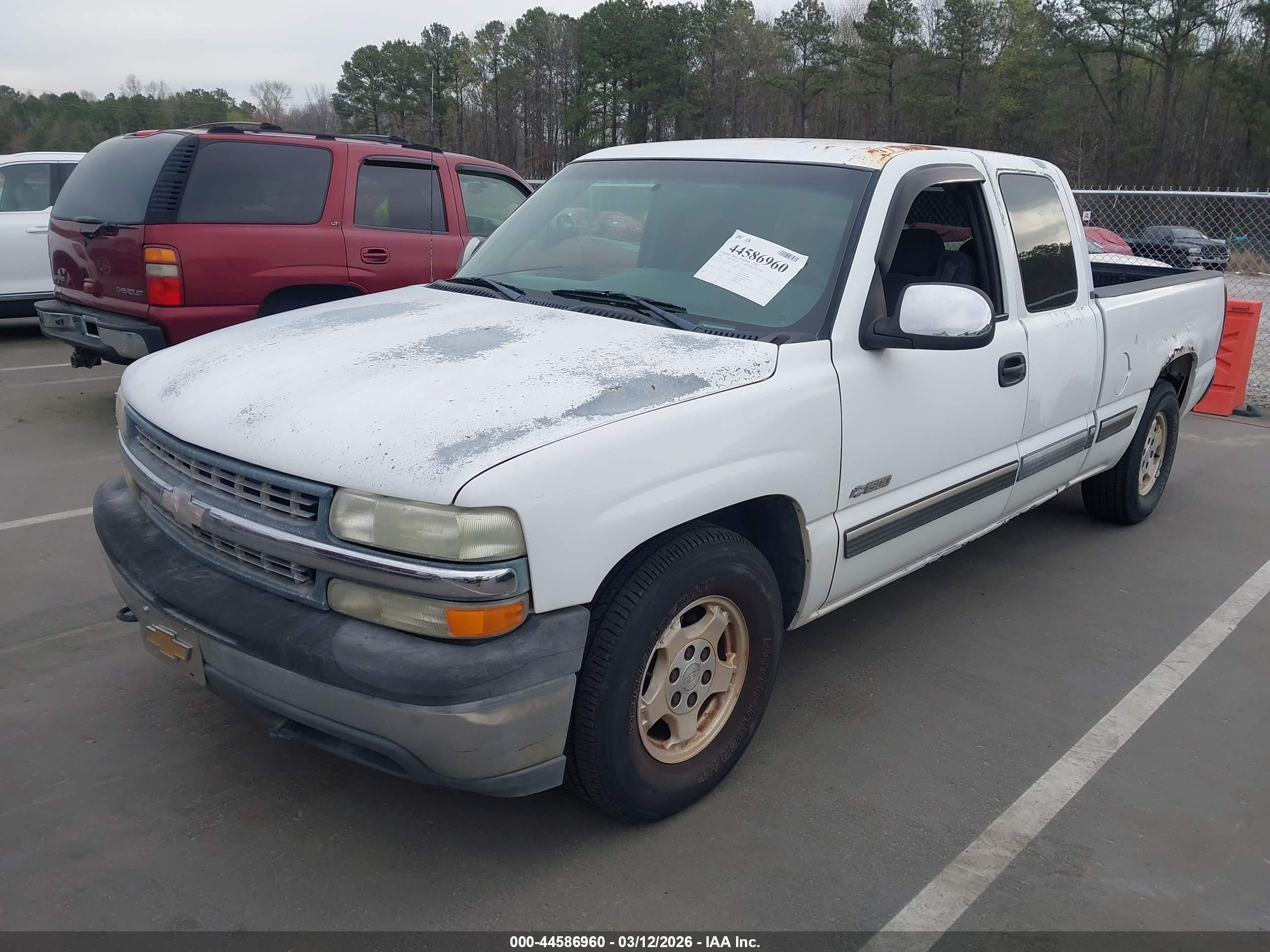 CHEVROLET SILVERADO image 2