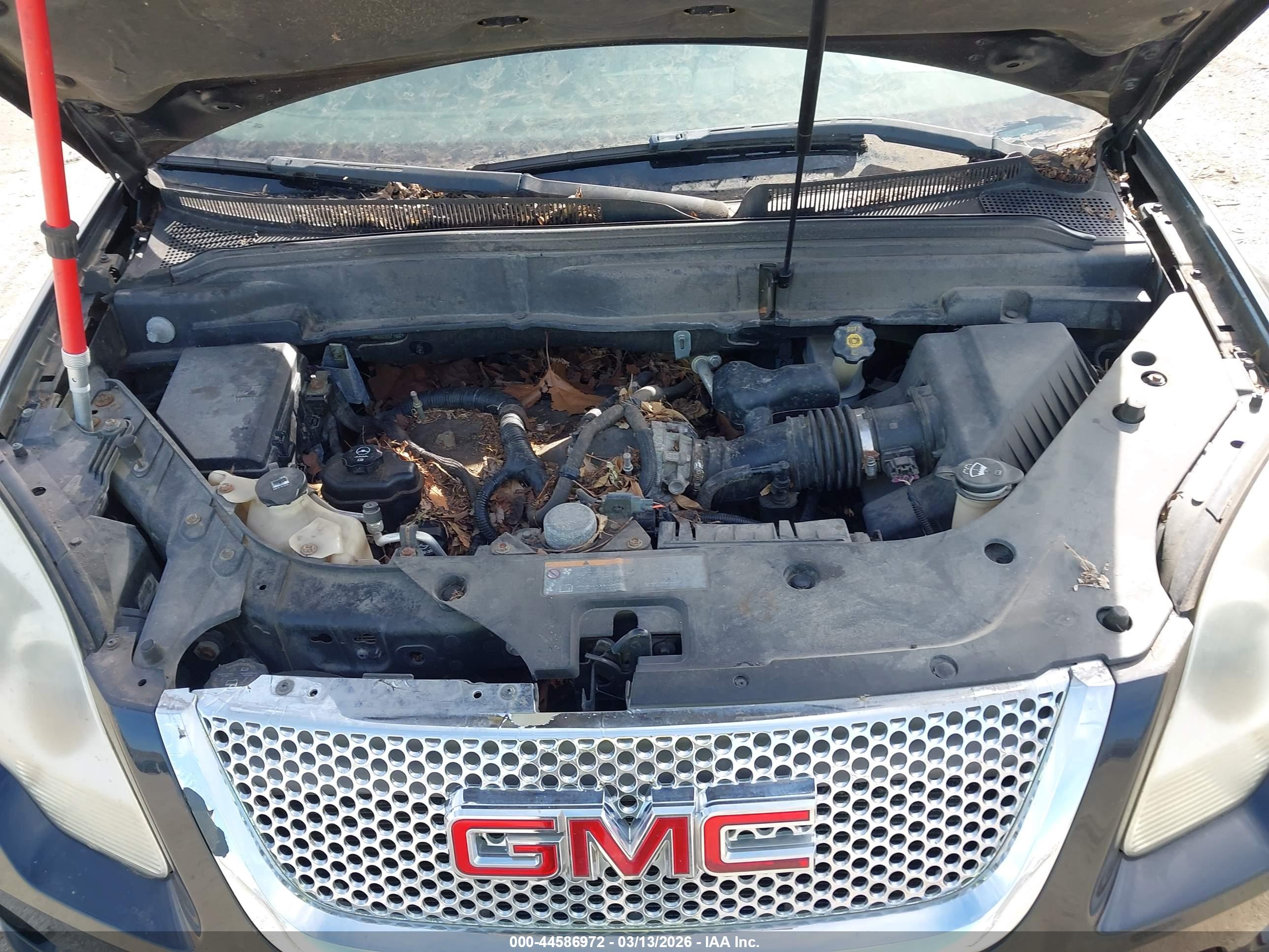 GMC ACADIA image 10