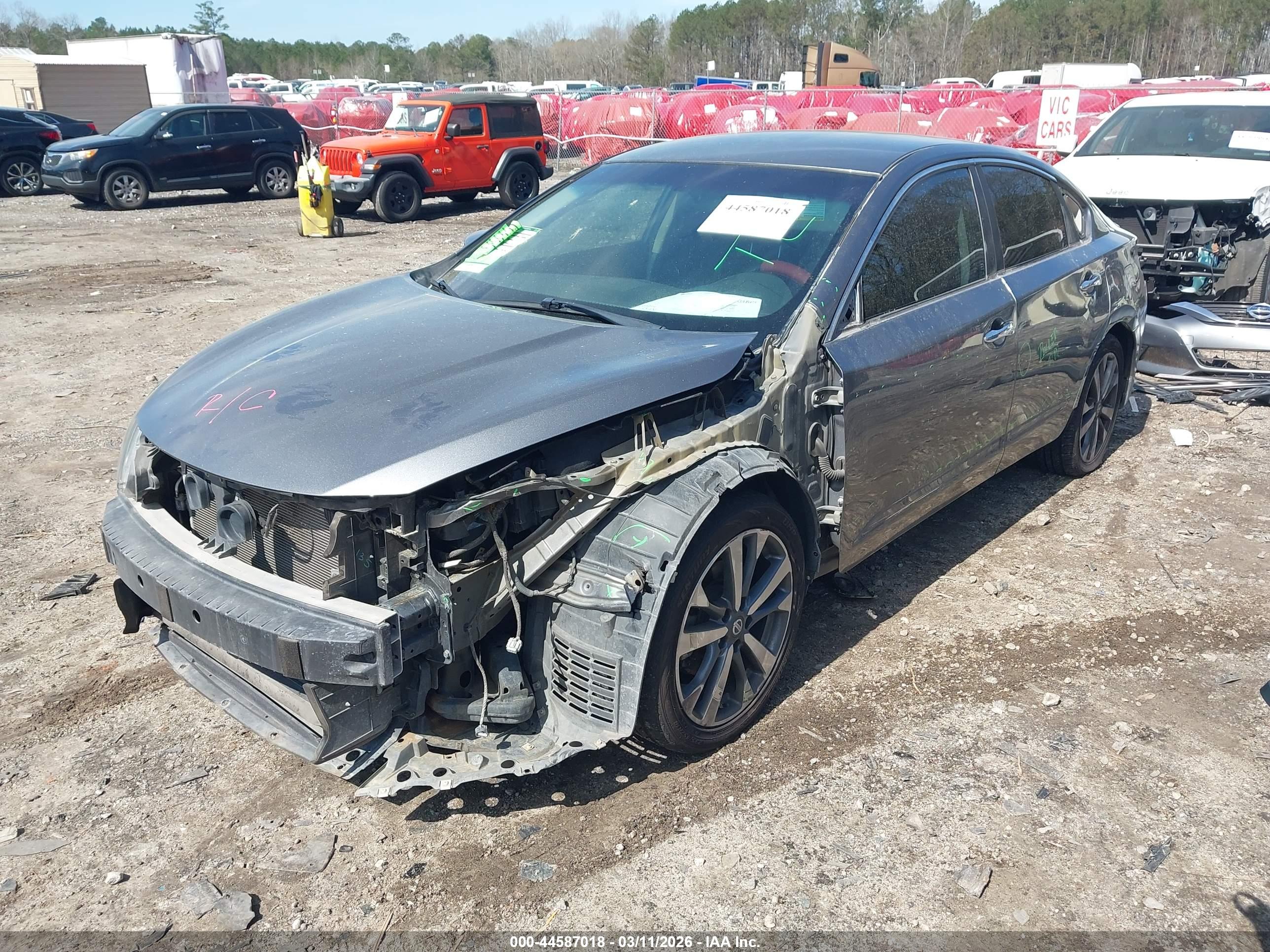 NISSAN ALTIMA image 2