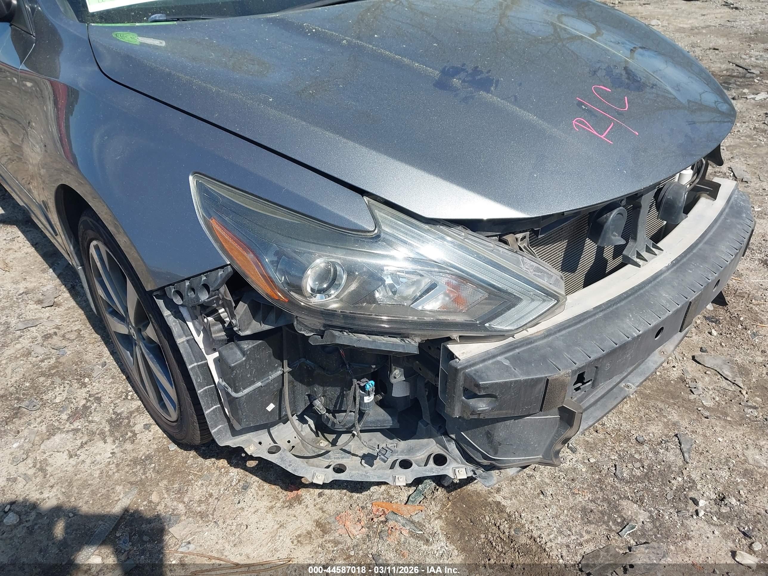 NISSAN ALTIMA image 6