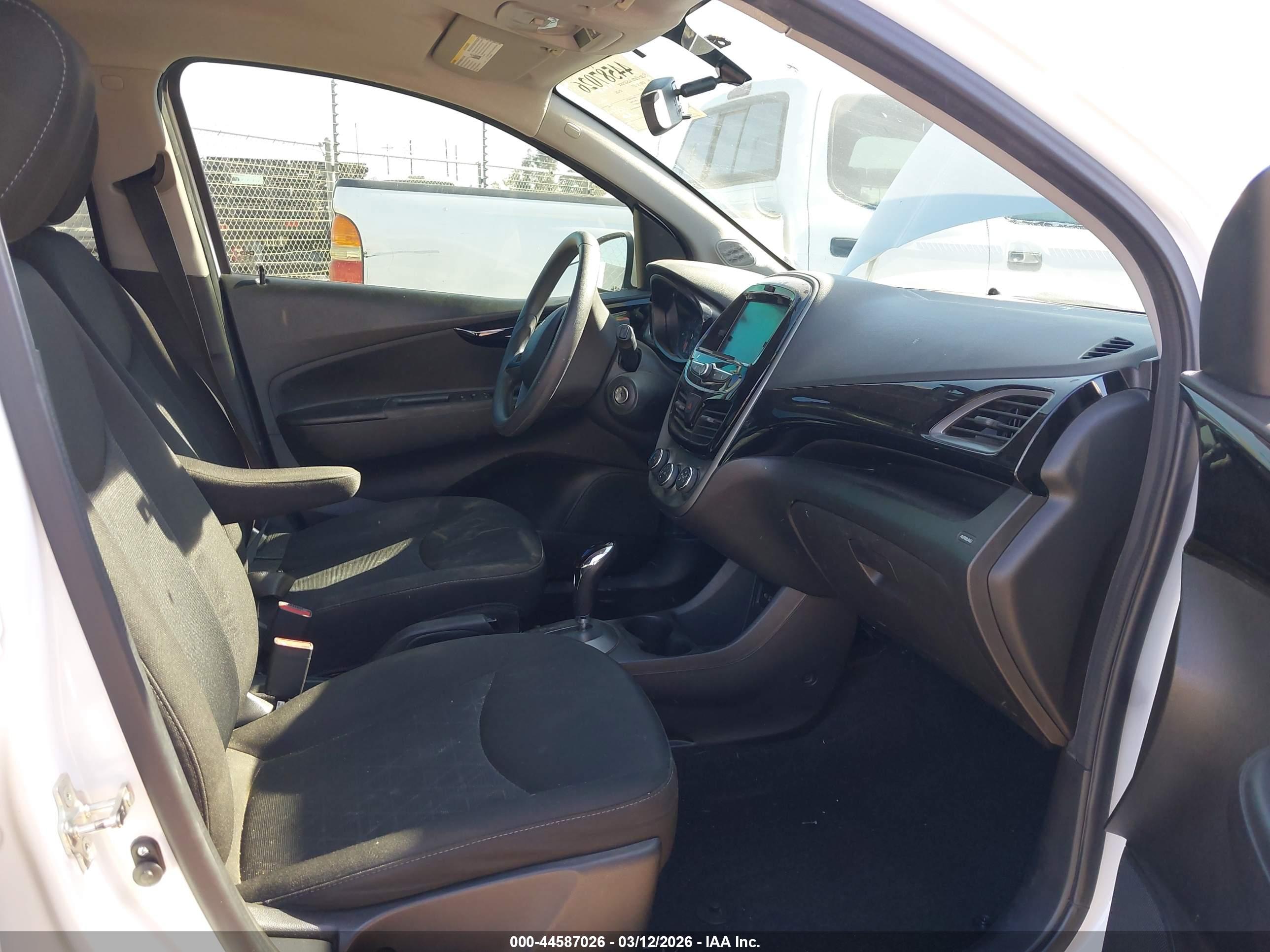 CHEVROLET SPARK image 5