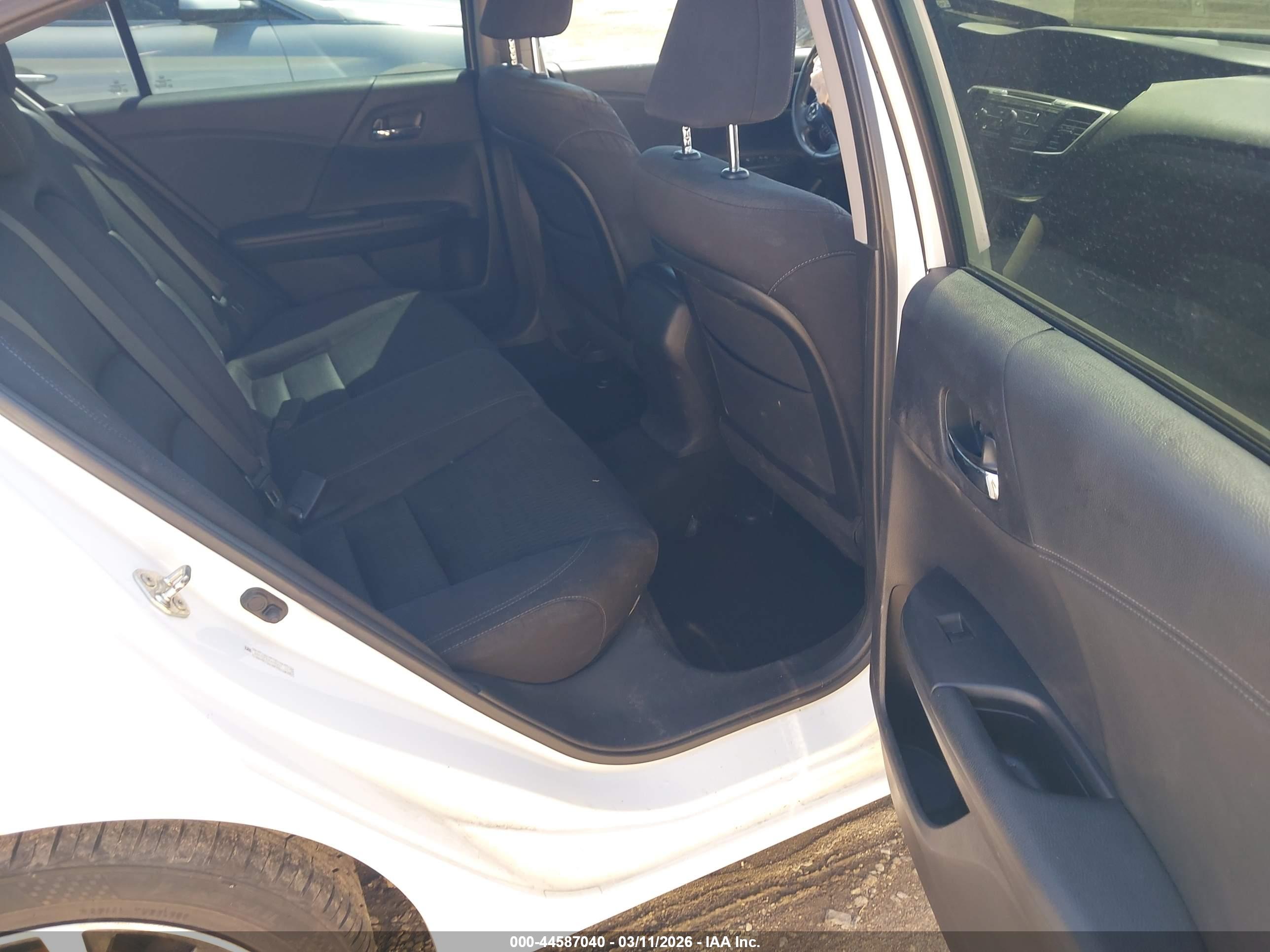 HONDA ACCORD image 8