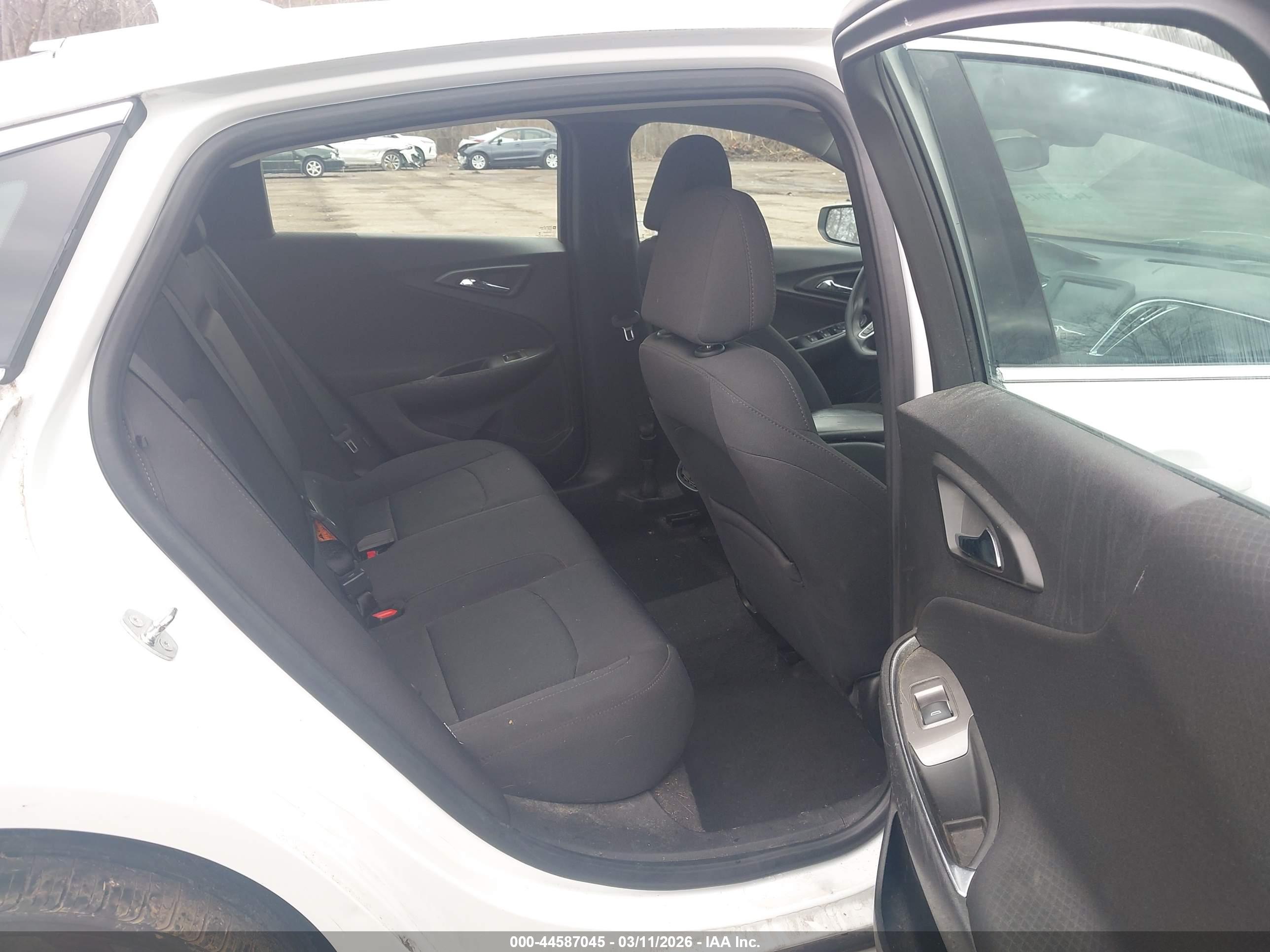 CHEVROLET MALIBU image 8