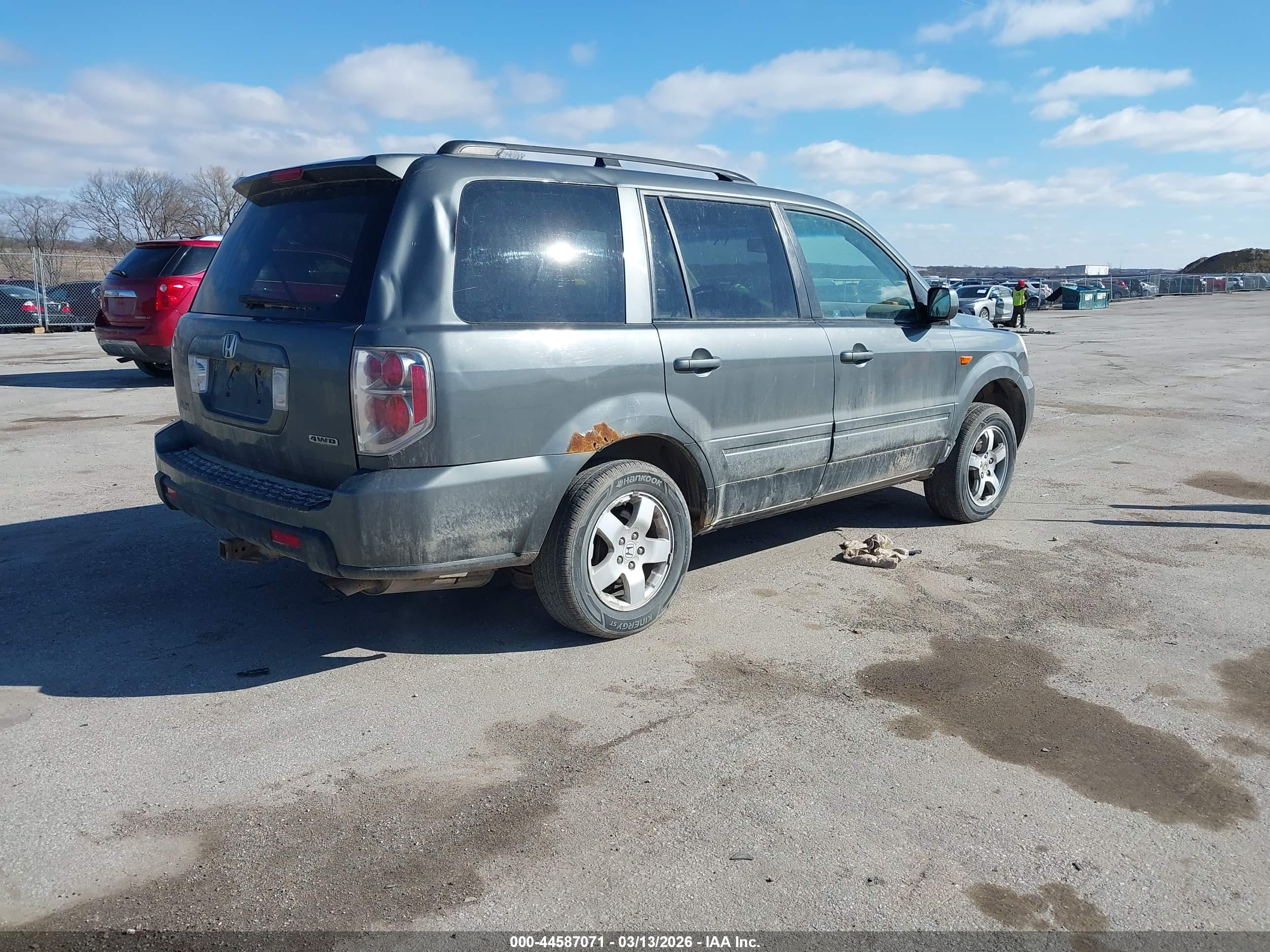HONDA PILOT image 4