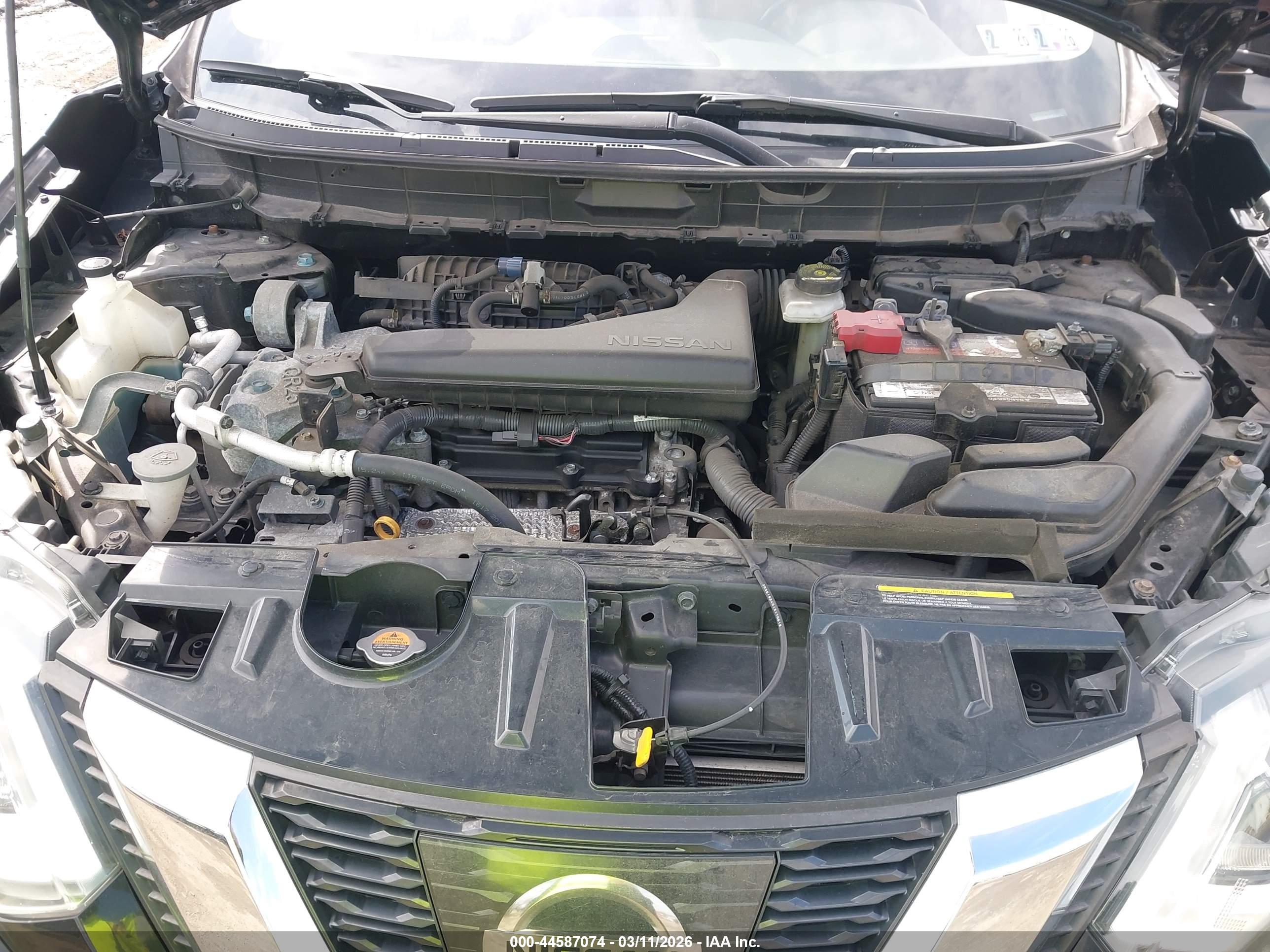 NISSAN ROGUE image 10