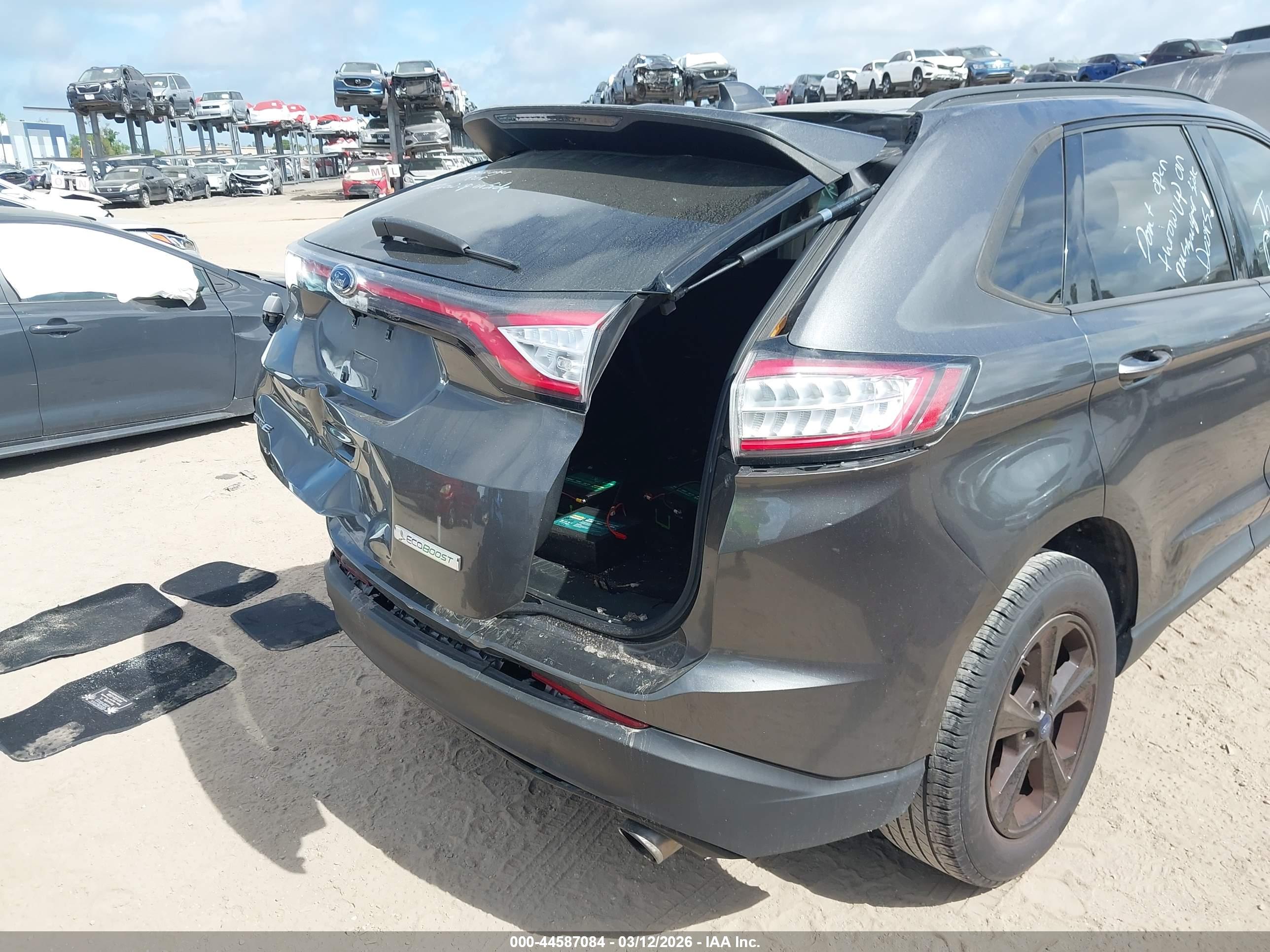 FORD EDGE image 6