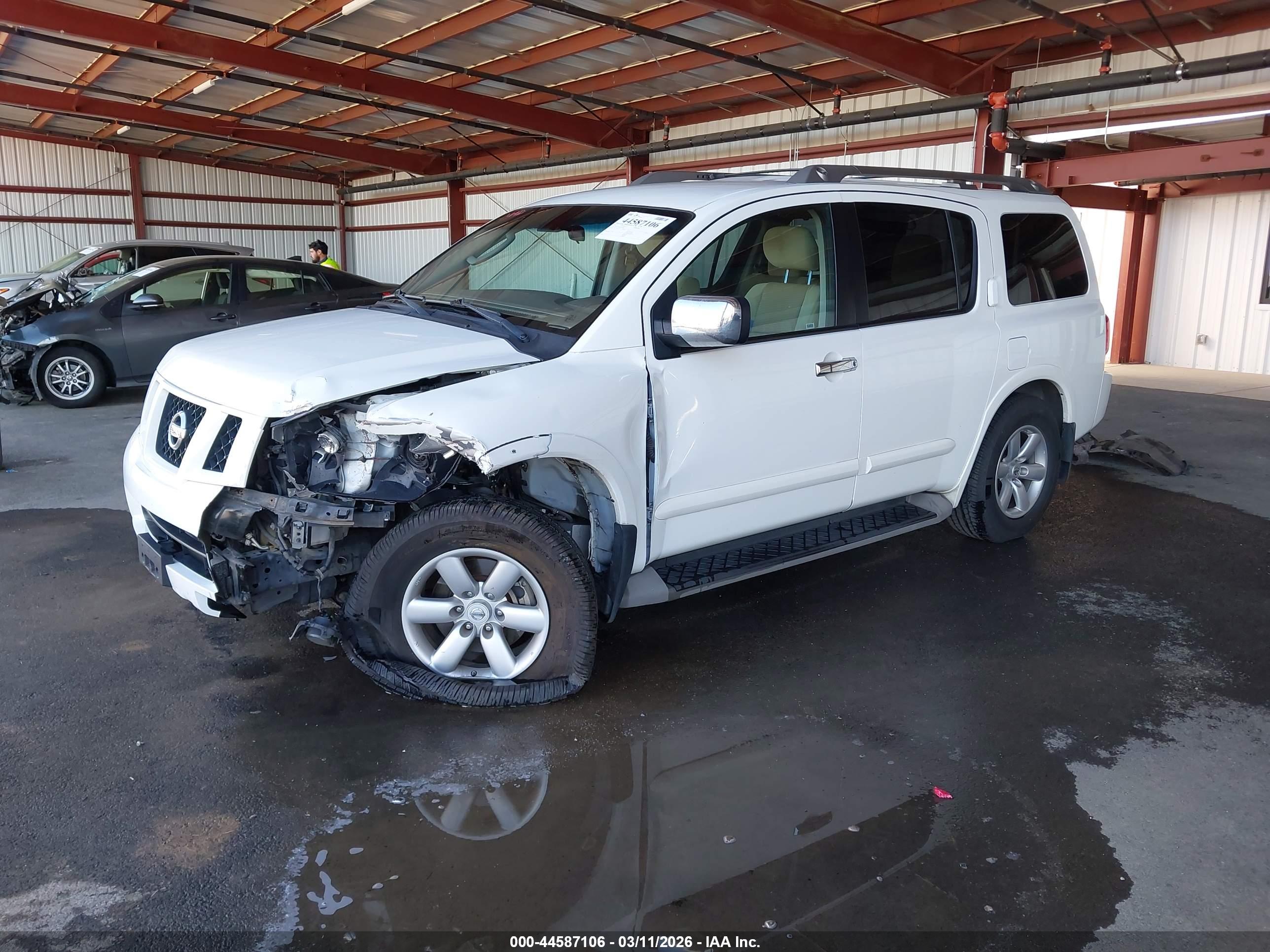 NISSAN ARMADA image 2