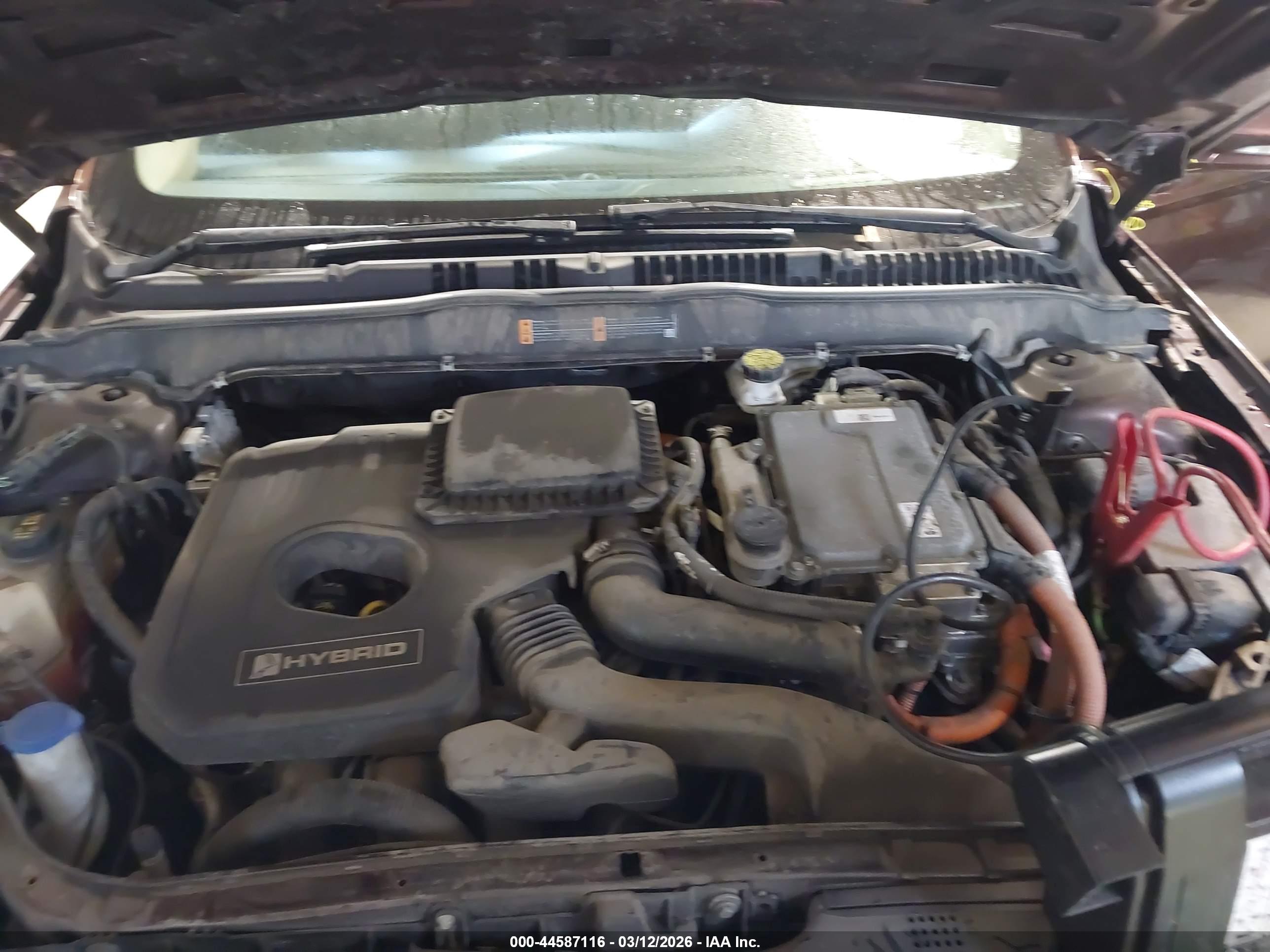 FORD FUSION image 10