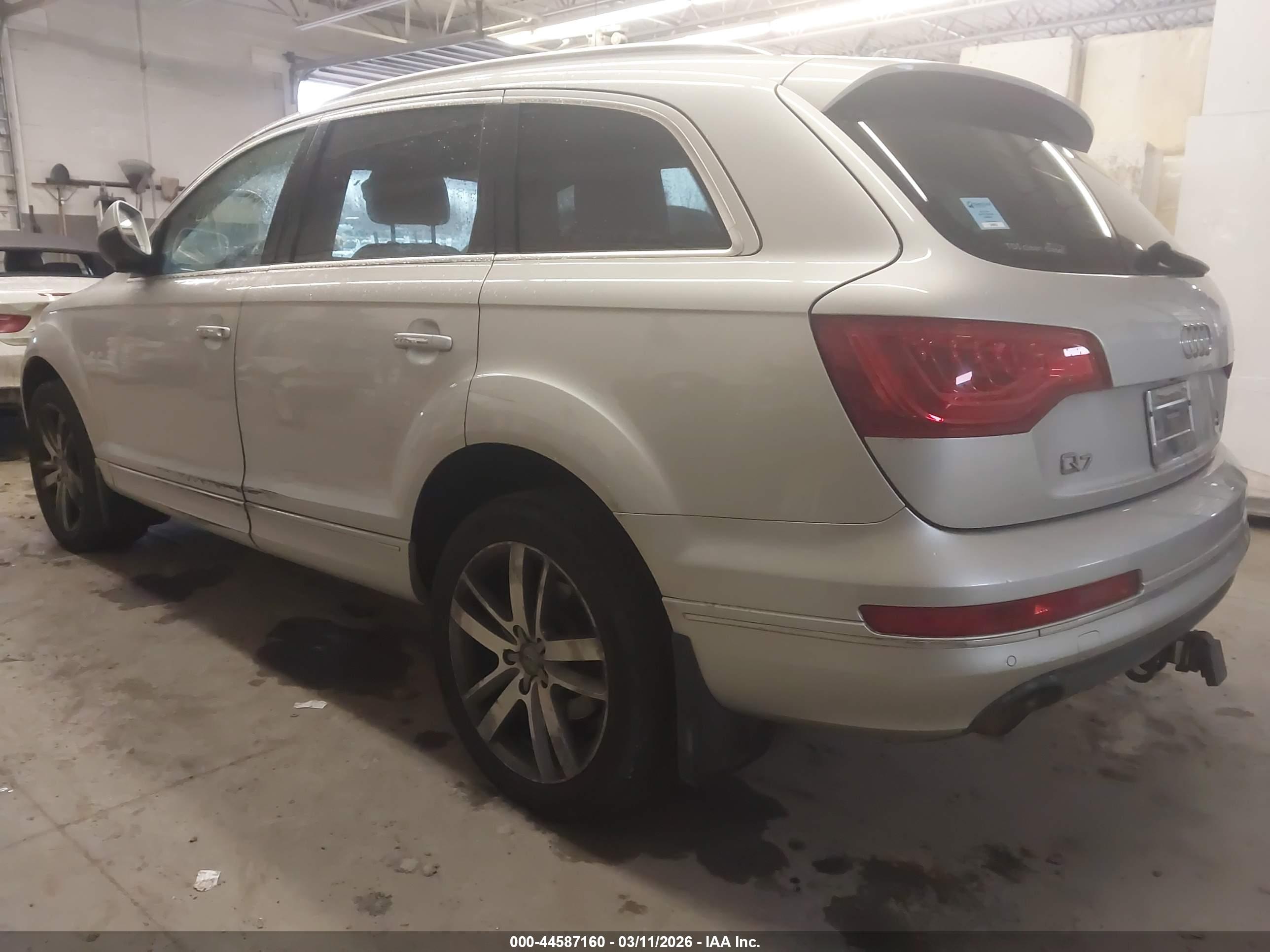 AUDI Q7 image 3