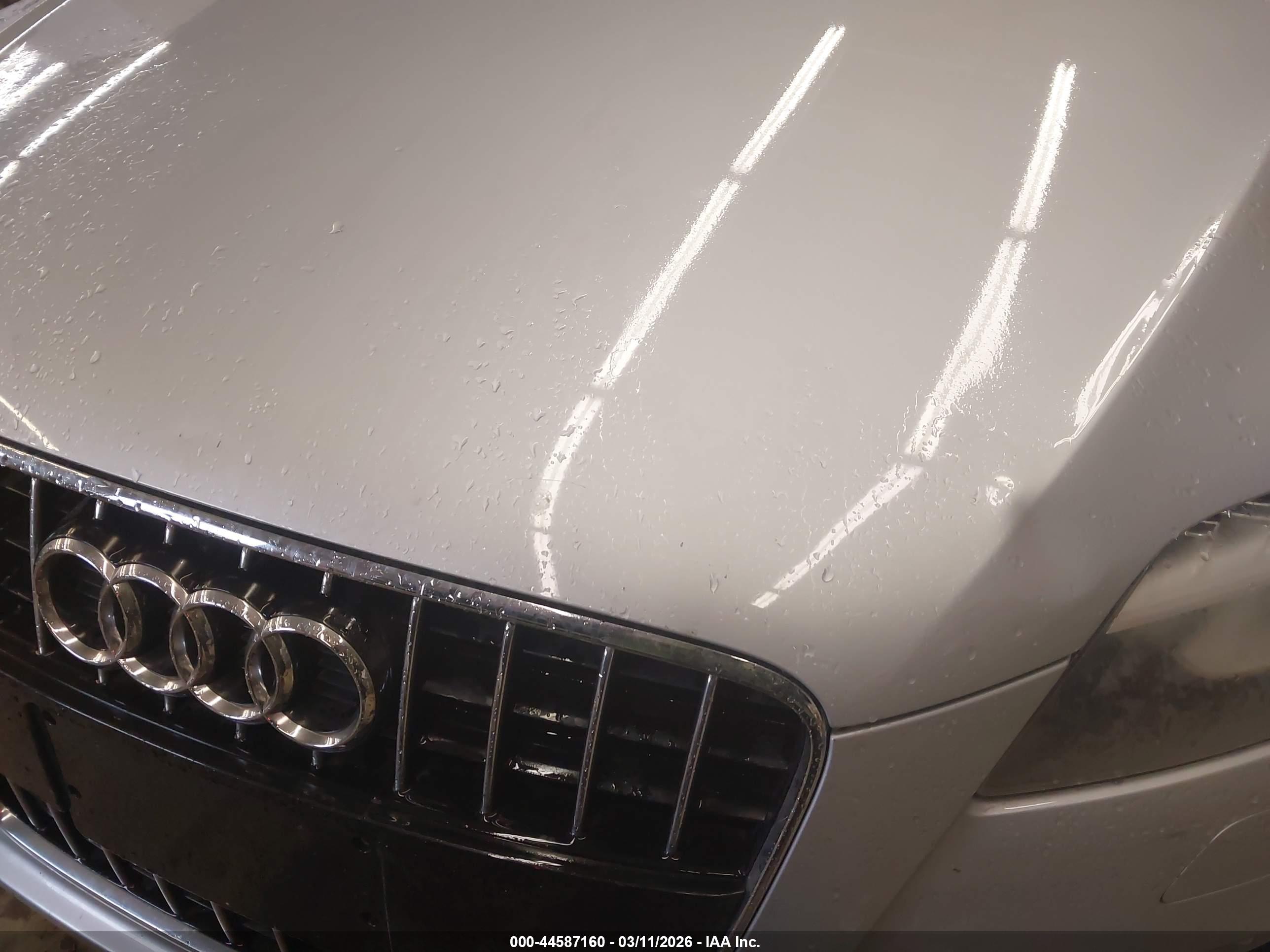 AUDI Q7 image 6