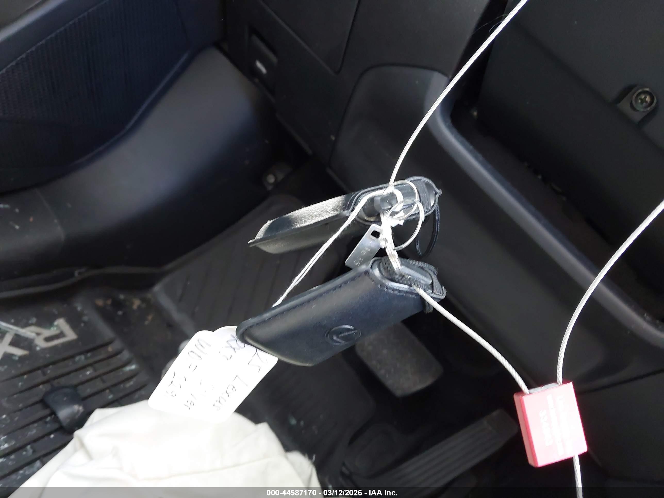 LEXUS RX image 11