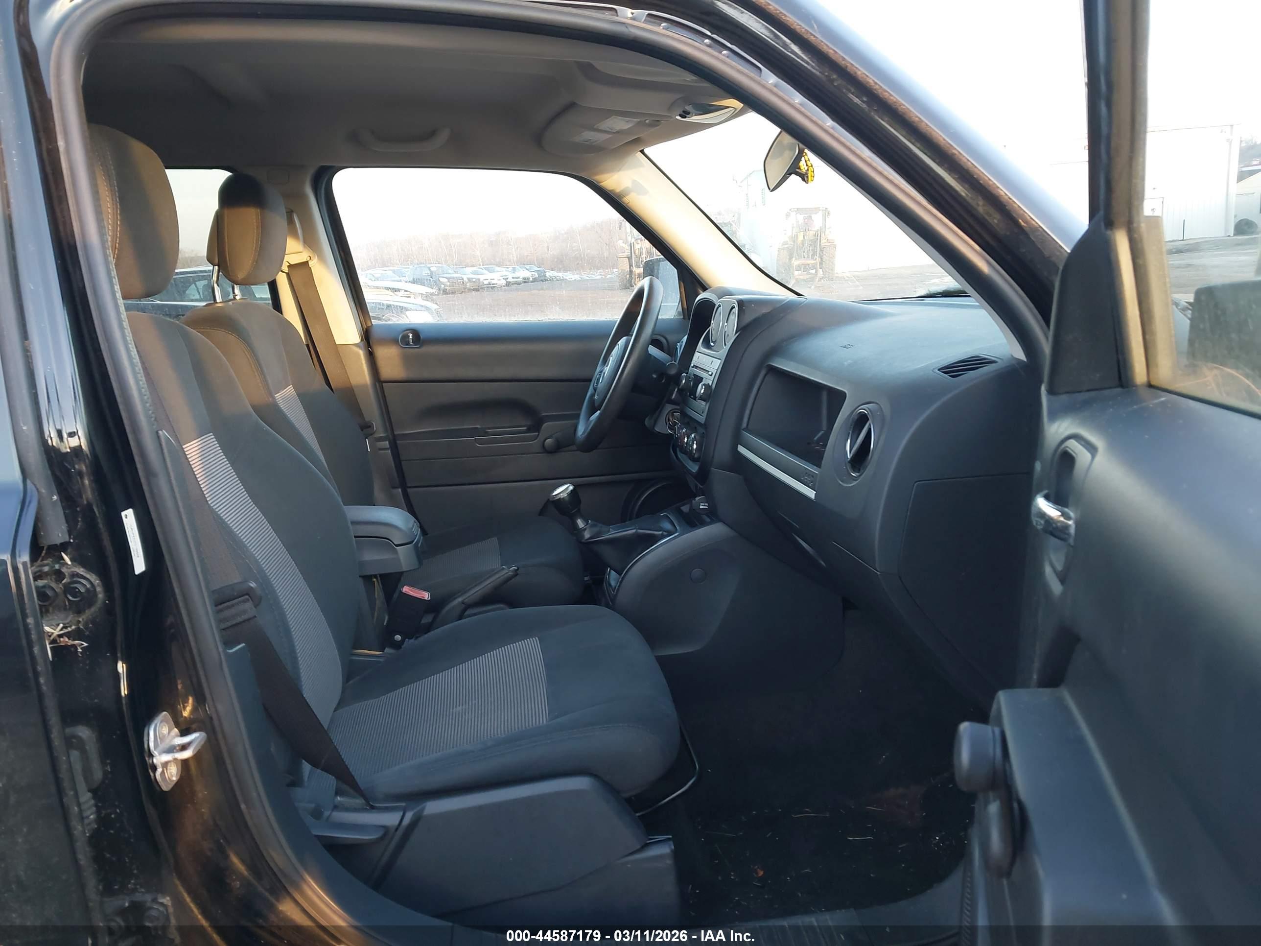 JEEP PATRIOT image 5