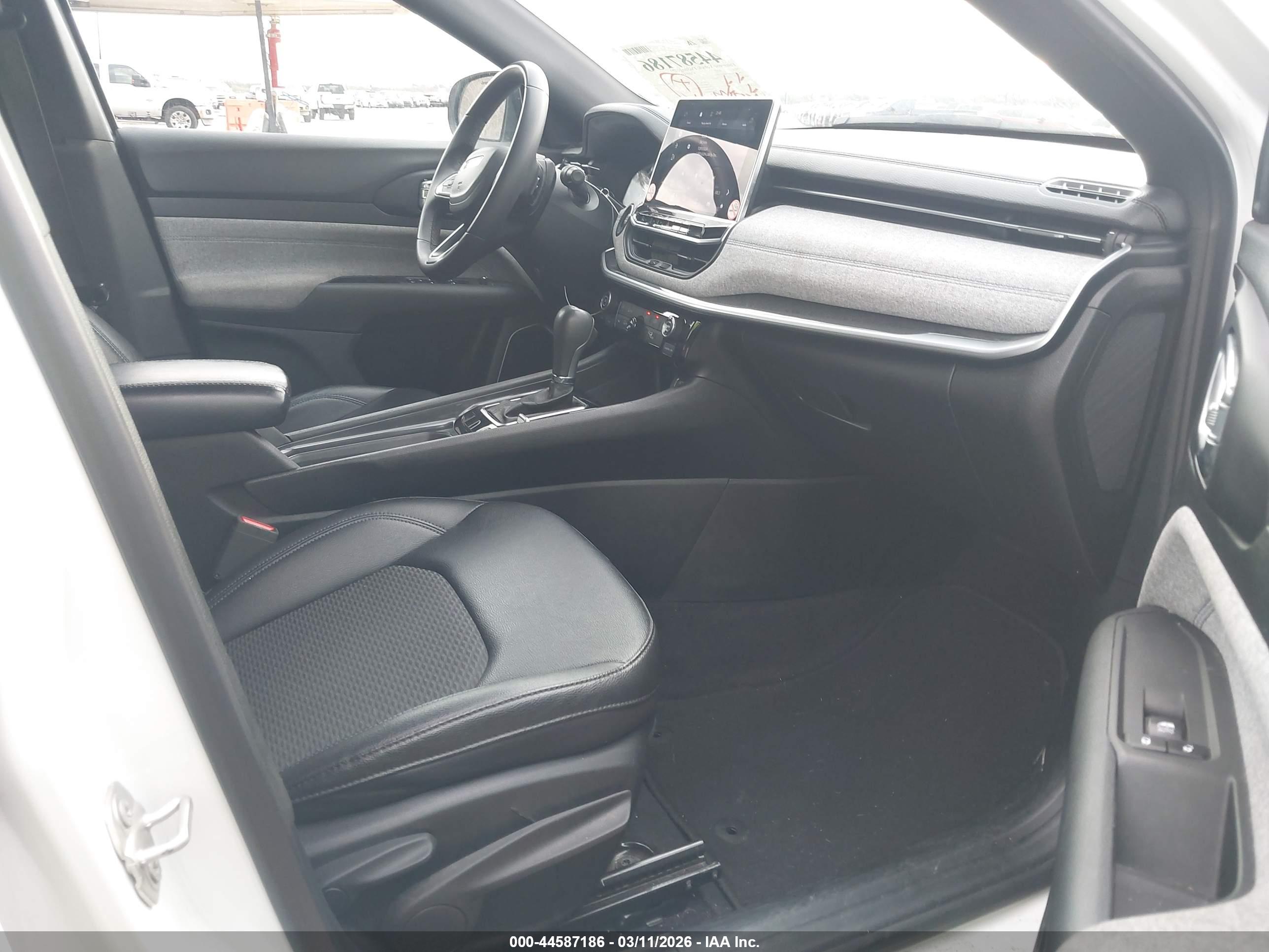 JEEP COMPASS image 5