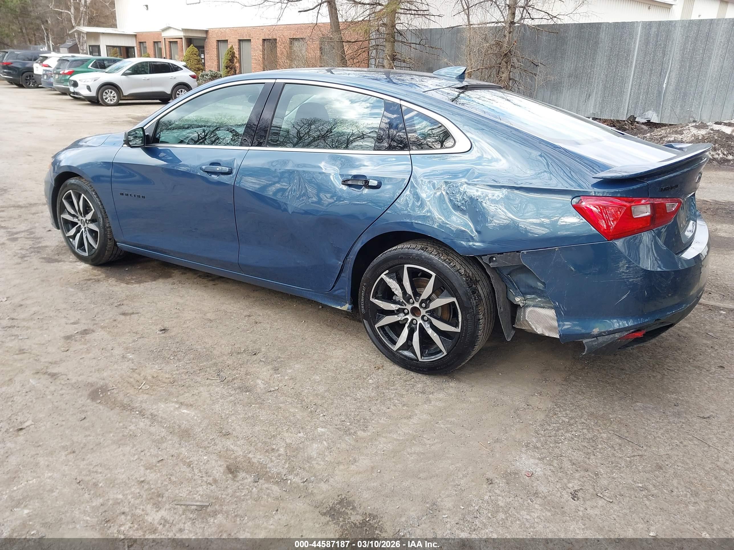 CHEVROLET MALIBU image 3