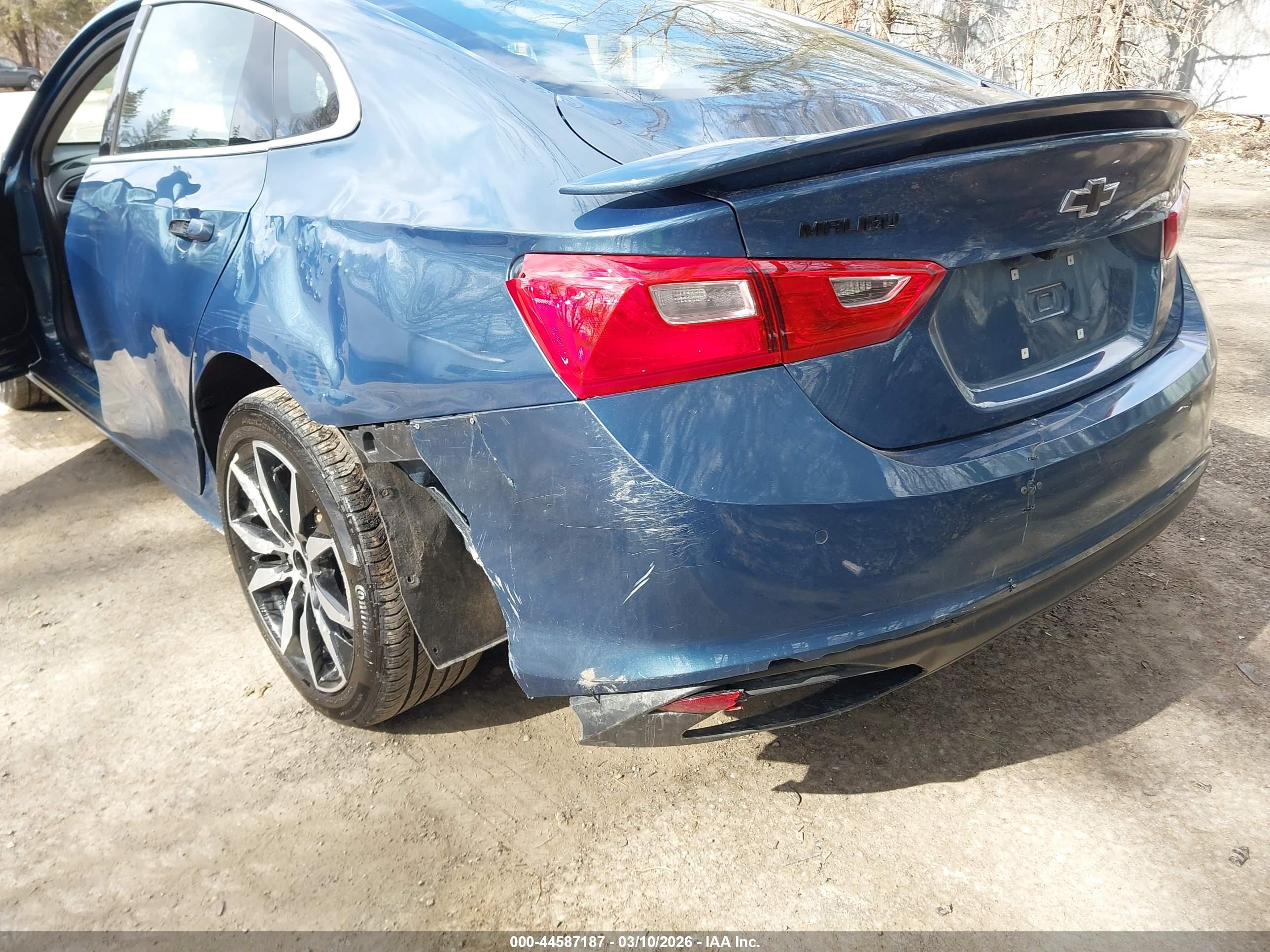 CHEVROLET MALIBU image 6