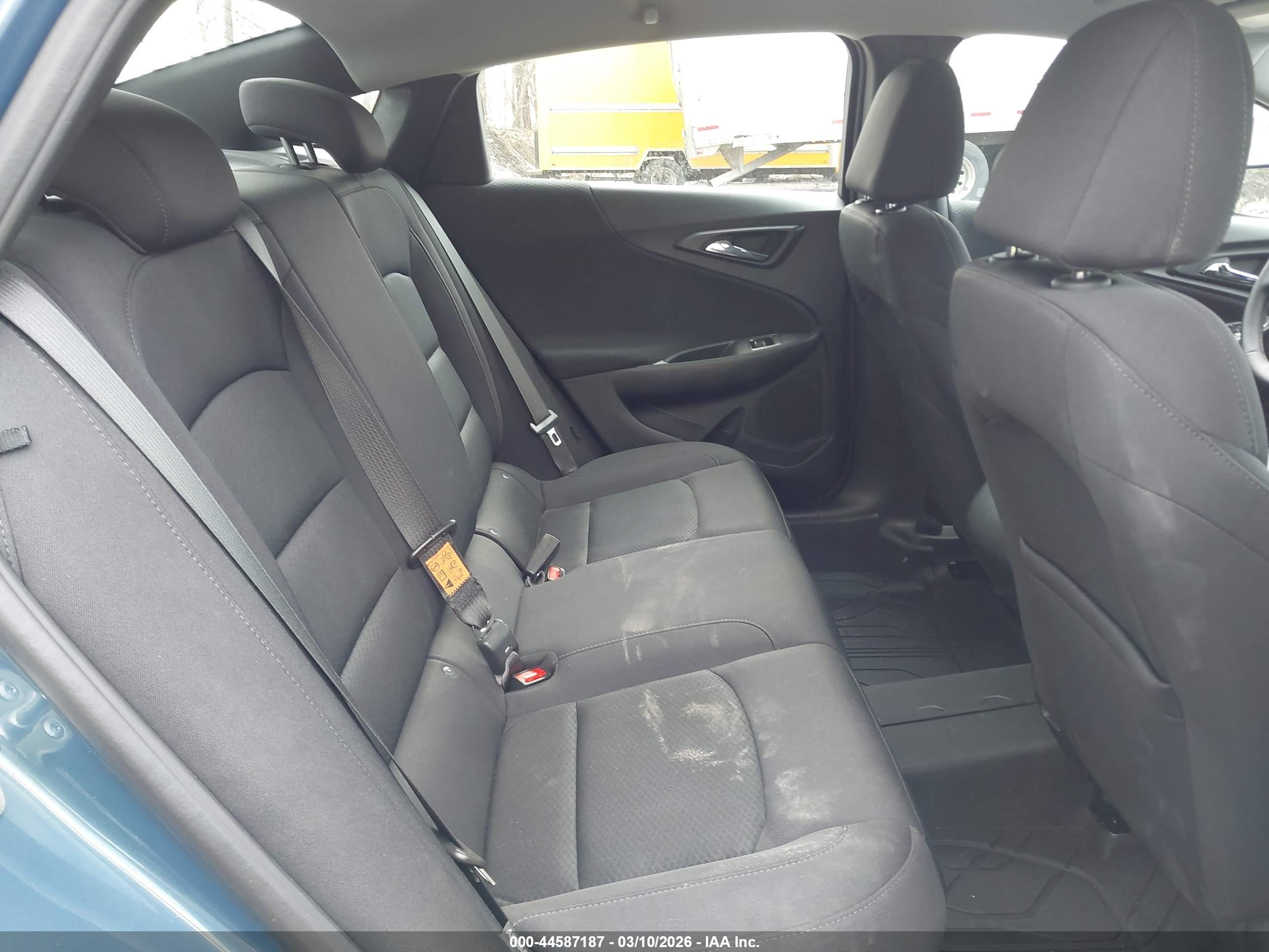 CHEVROLET MALIBU image 8