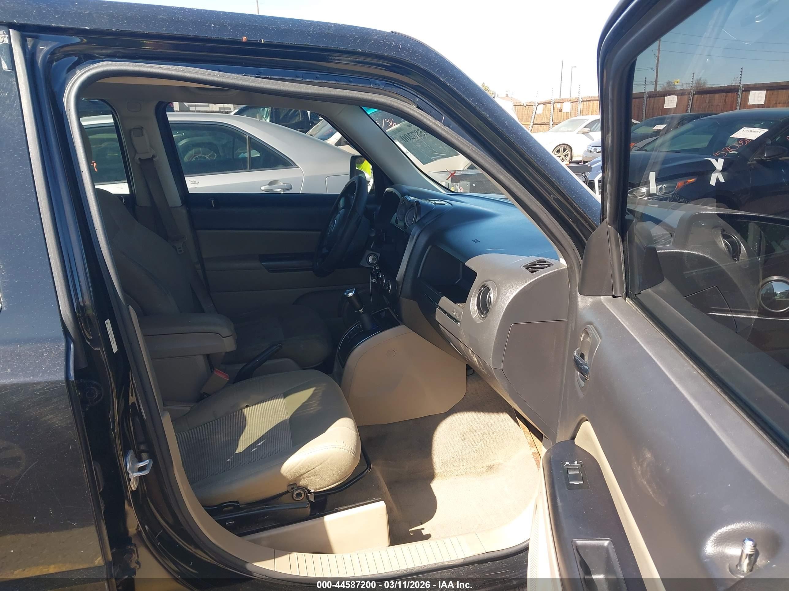 JEEP PATRIOT image 5
