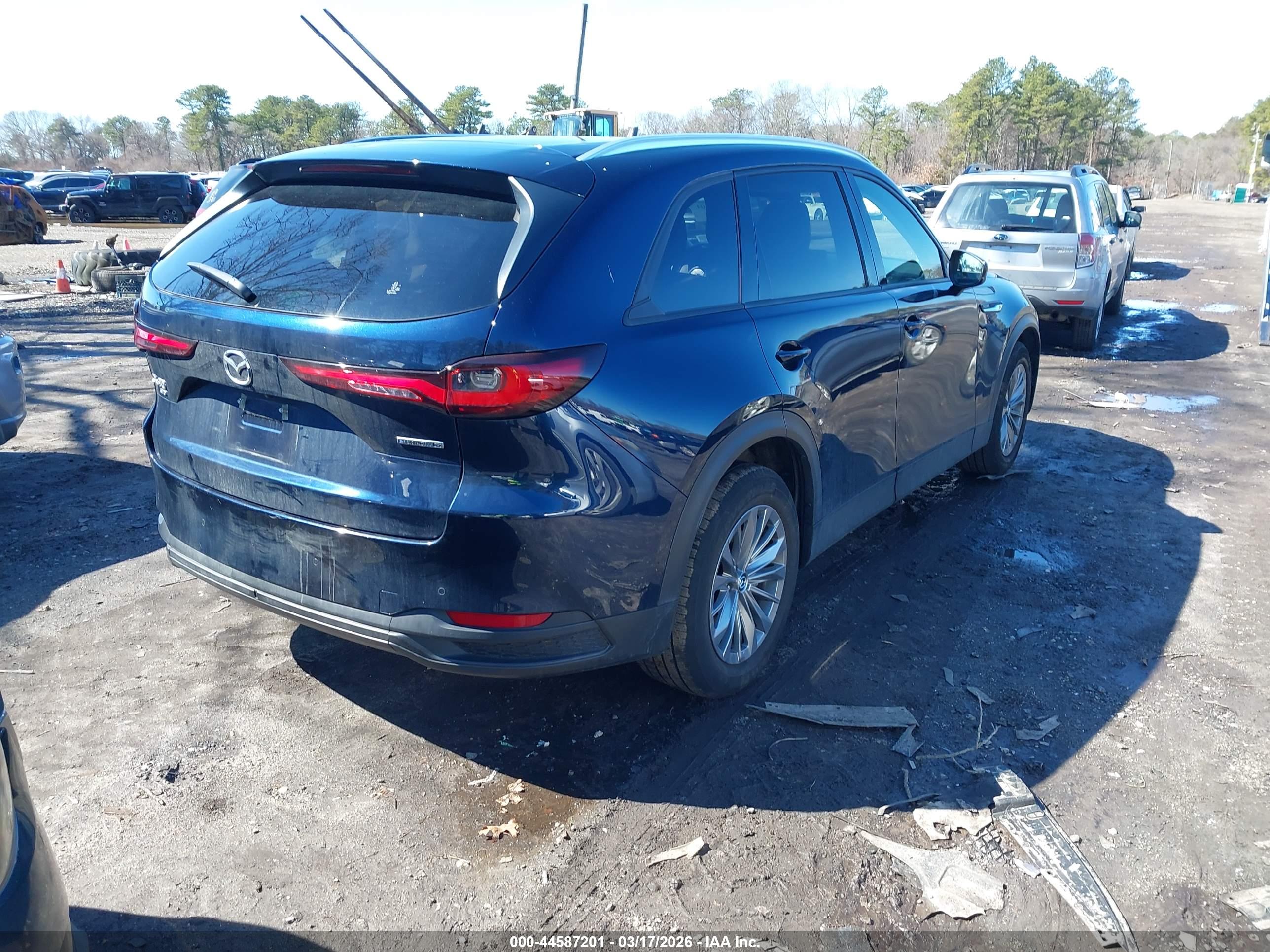 MAZDA CX-90 image 4