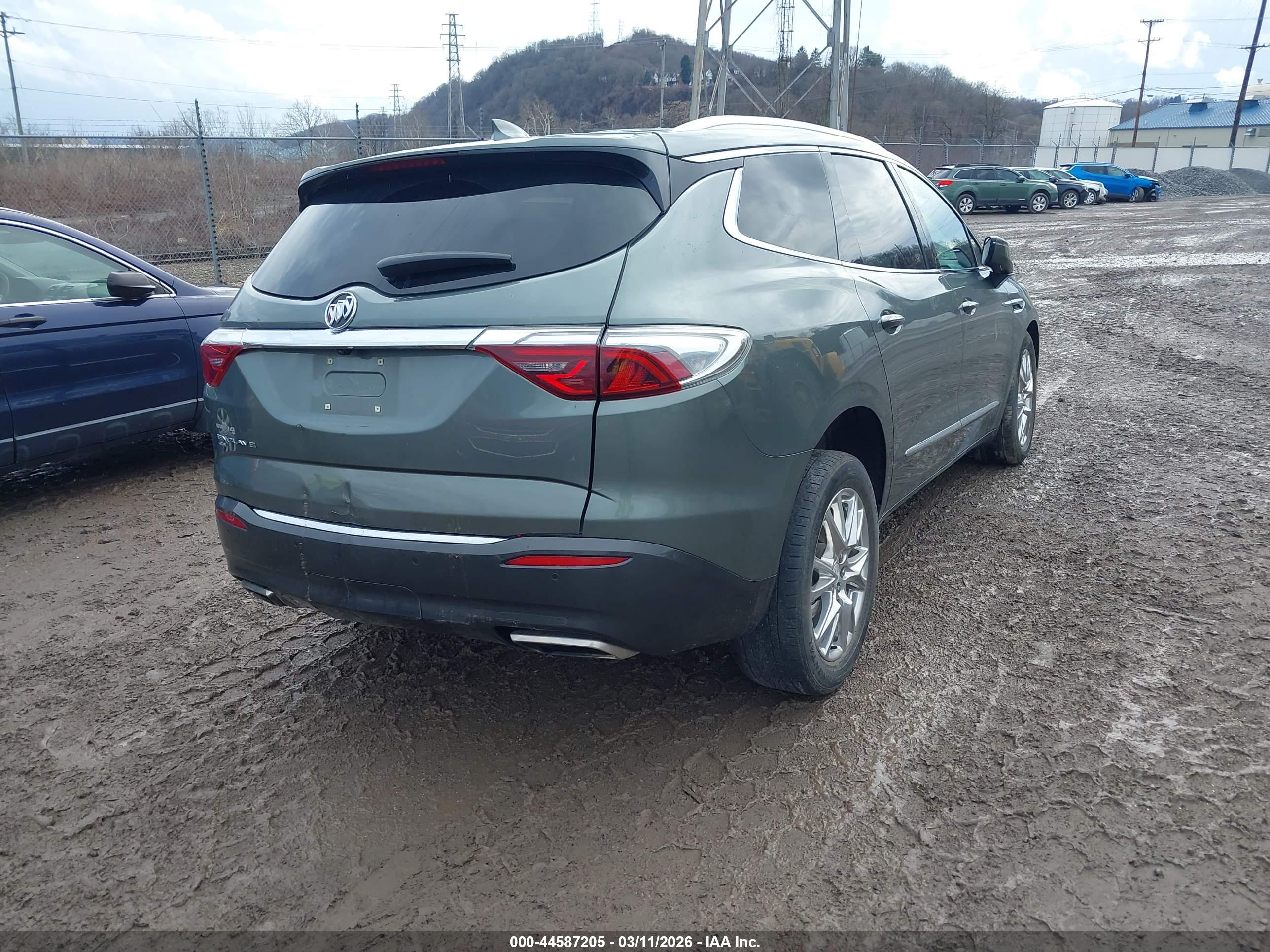 BUICK ENCLAVE image 4