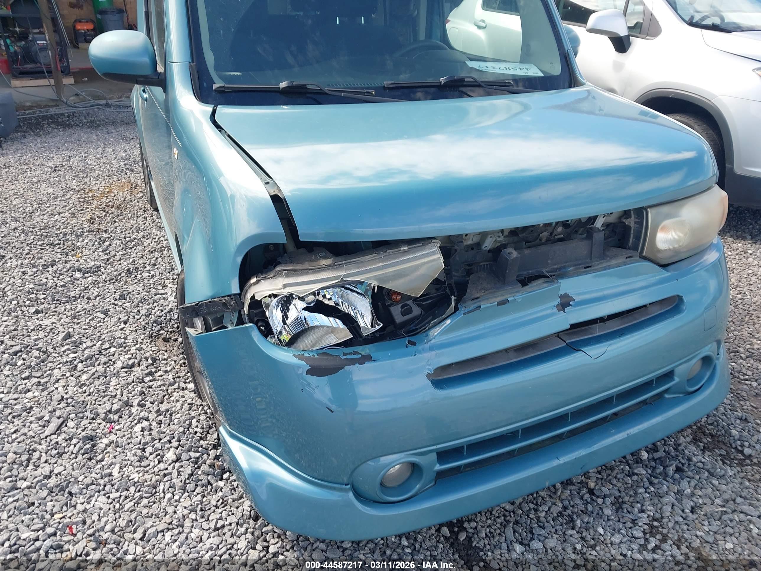 NISSAN CUBE image 6