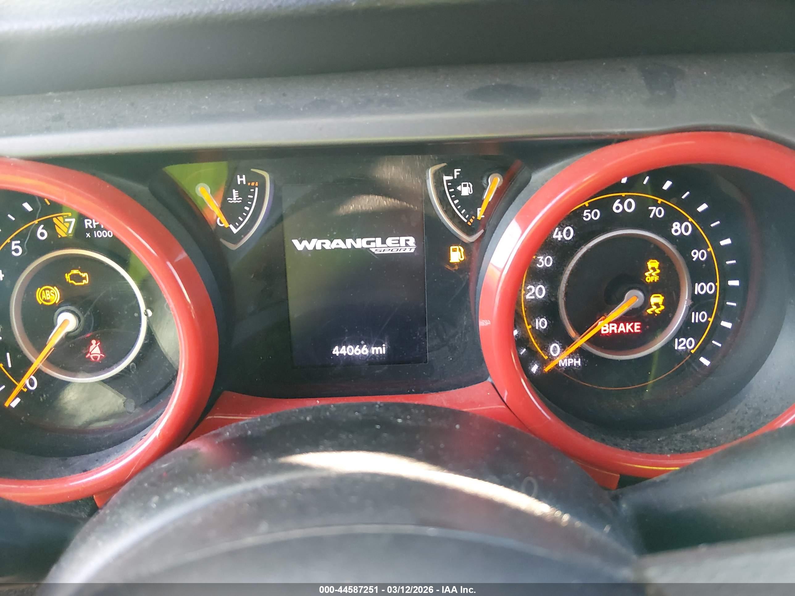 JEEP WRANGLER image 7