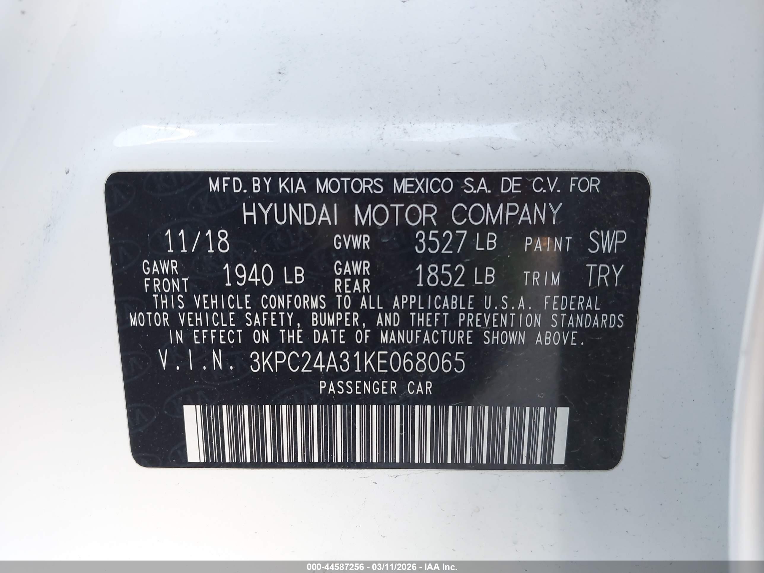 HYUNDAI ACCENT image 9