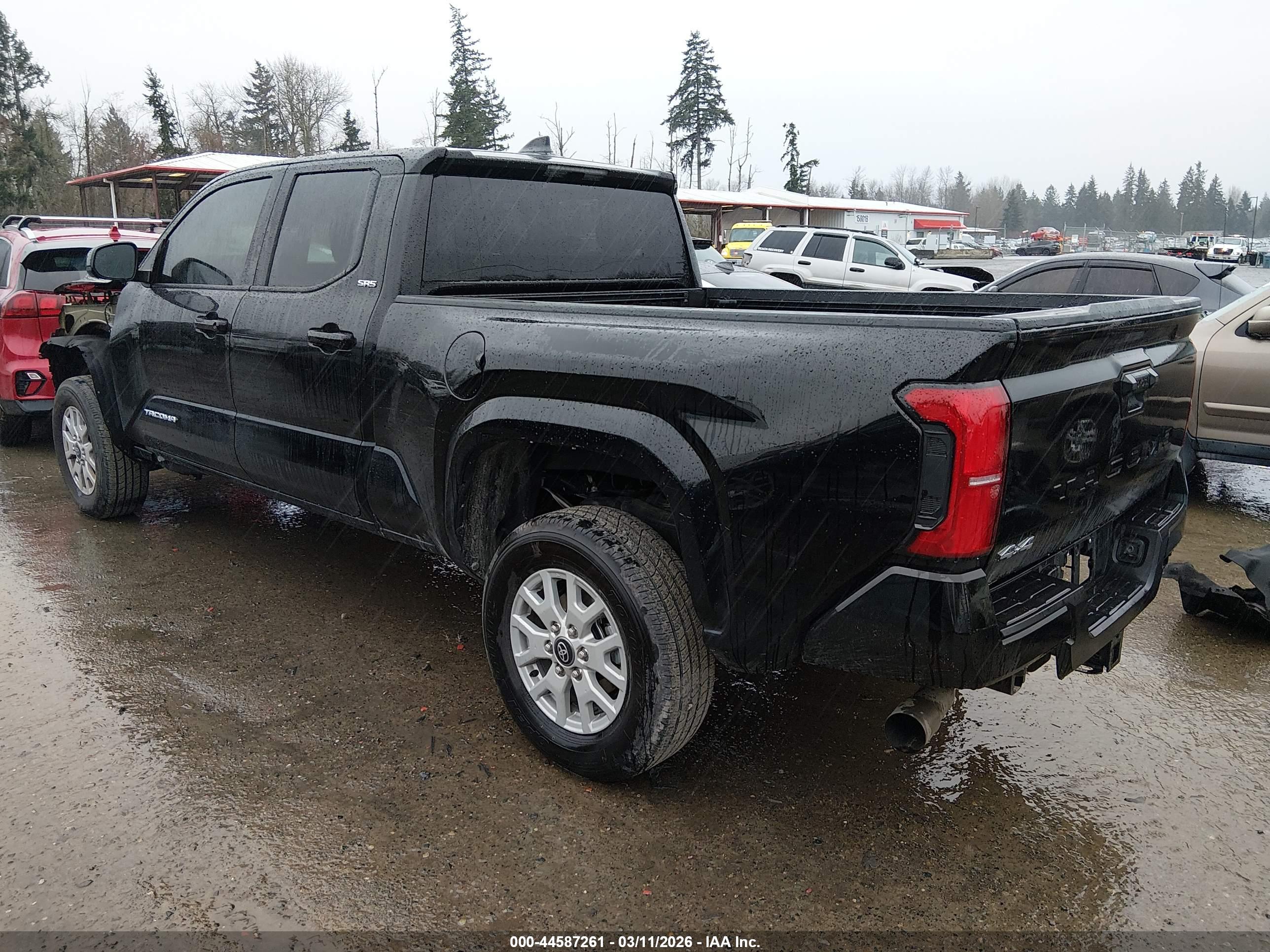 TOYOTA TACOMA image 3
