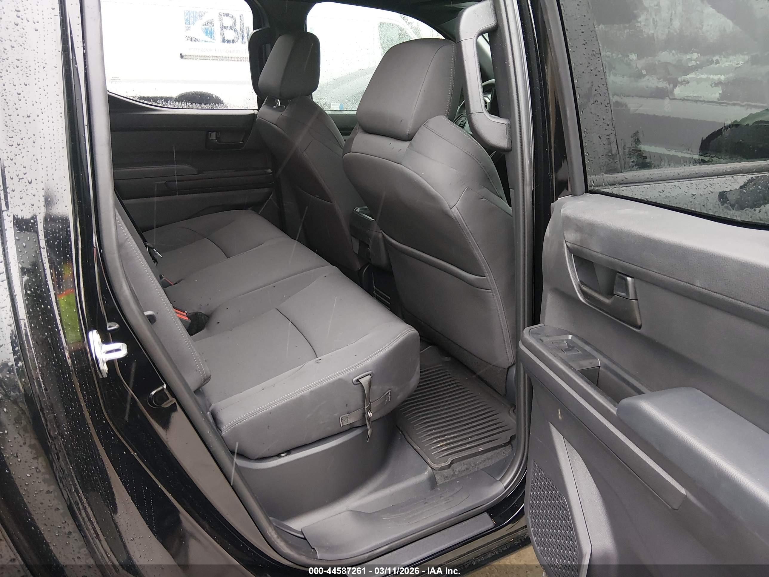 TOYOTA TACOMA image 8