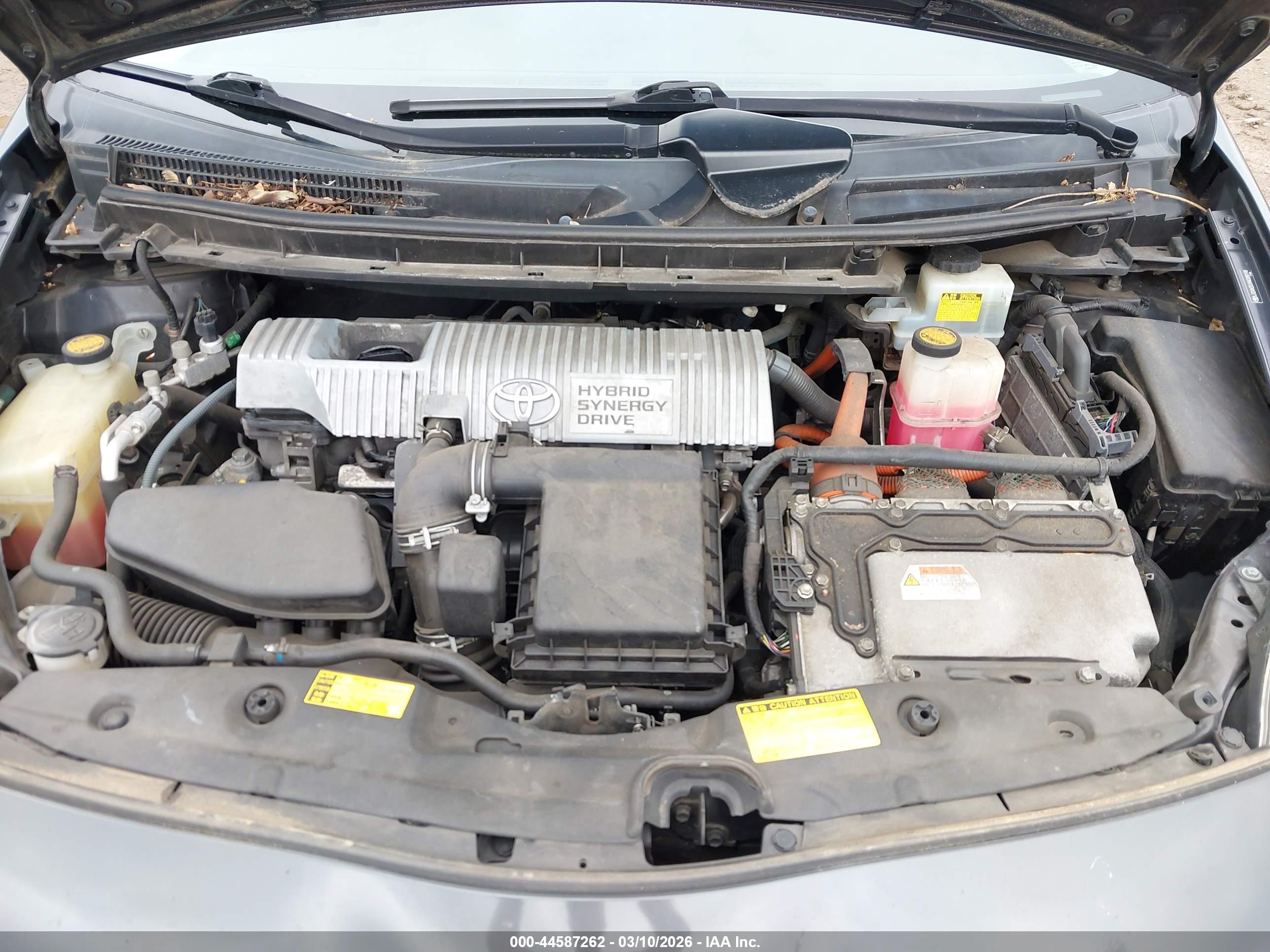 TOYOTA PRIUS image 10