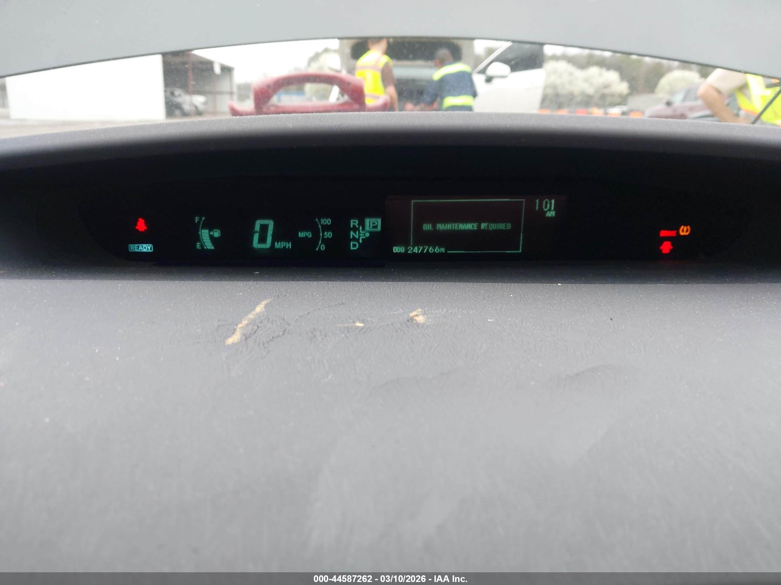 TOYOTA PRIUS image 7