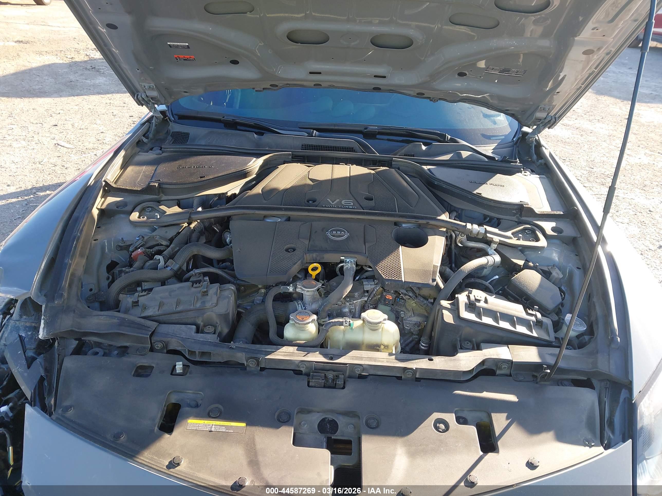 NISSAN Z image 10
