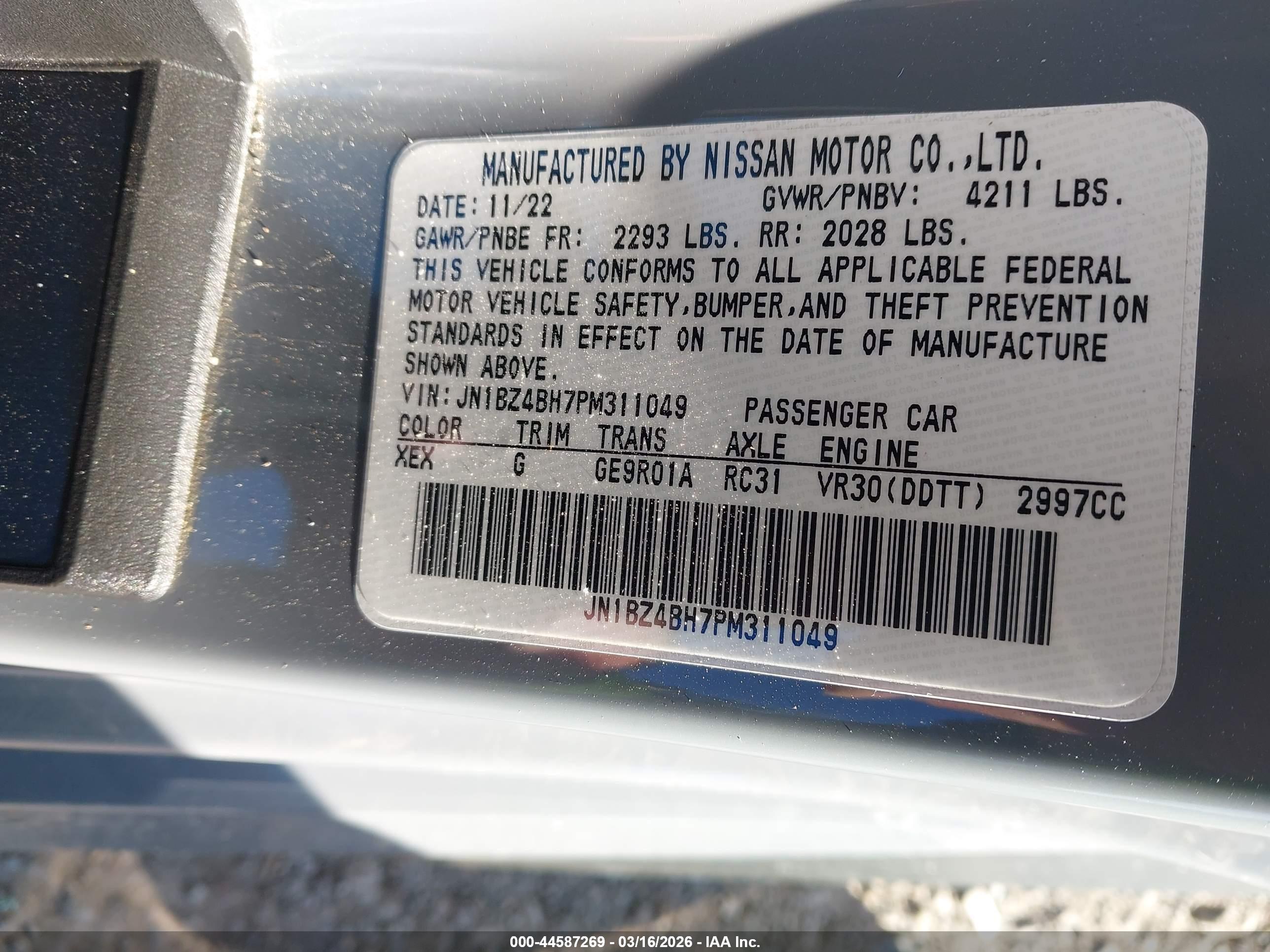 NISSAN Z image 9