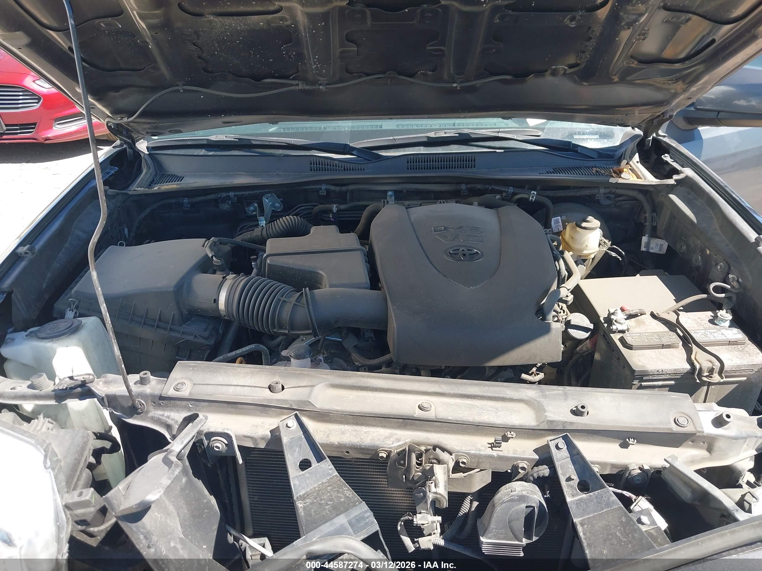TOYOTA TACOMA image 10