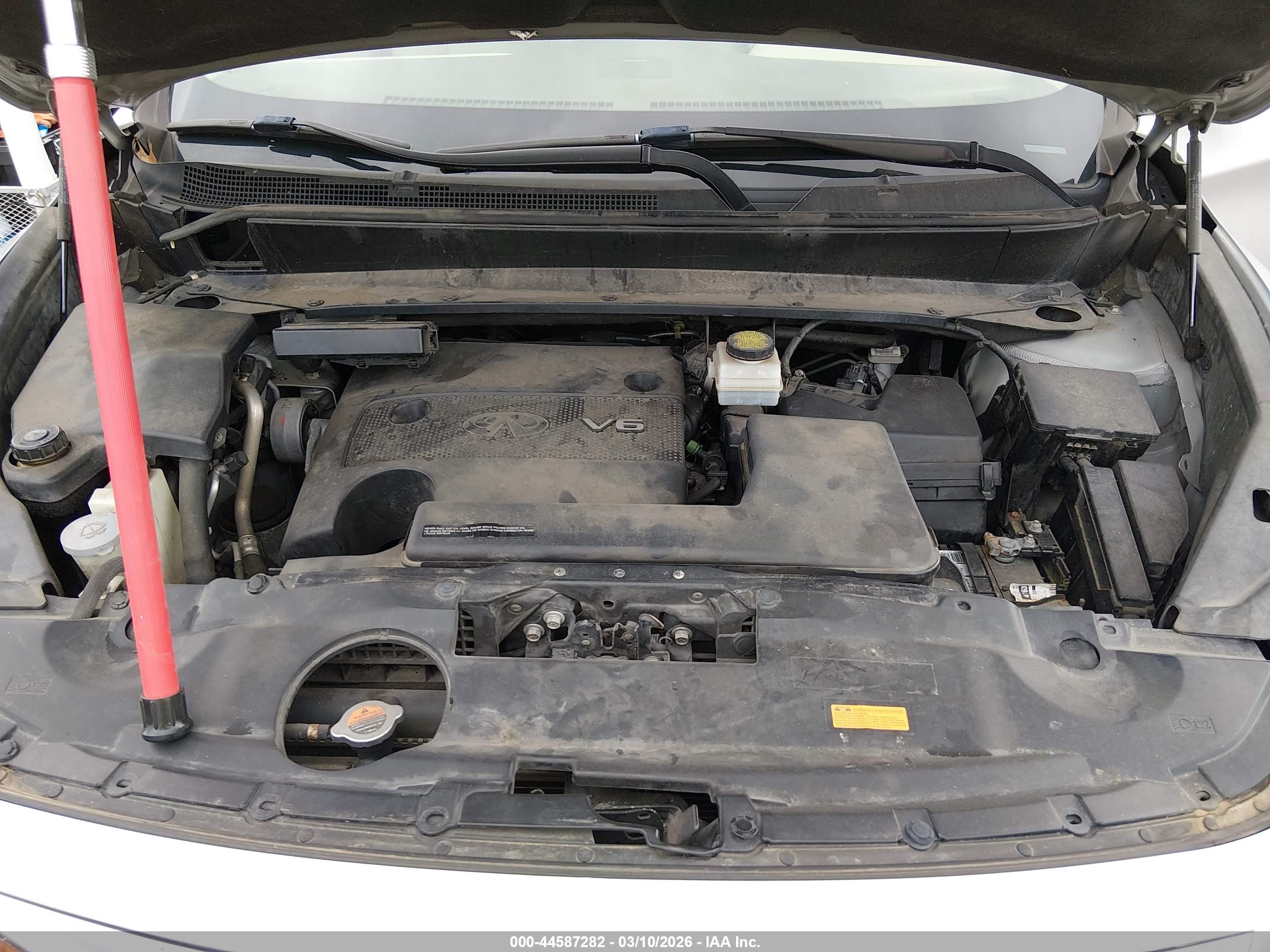 INFINITI JX35 image 10
