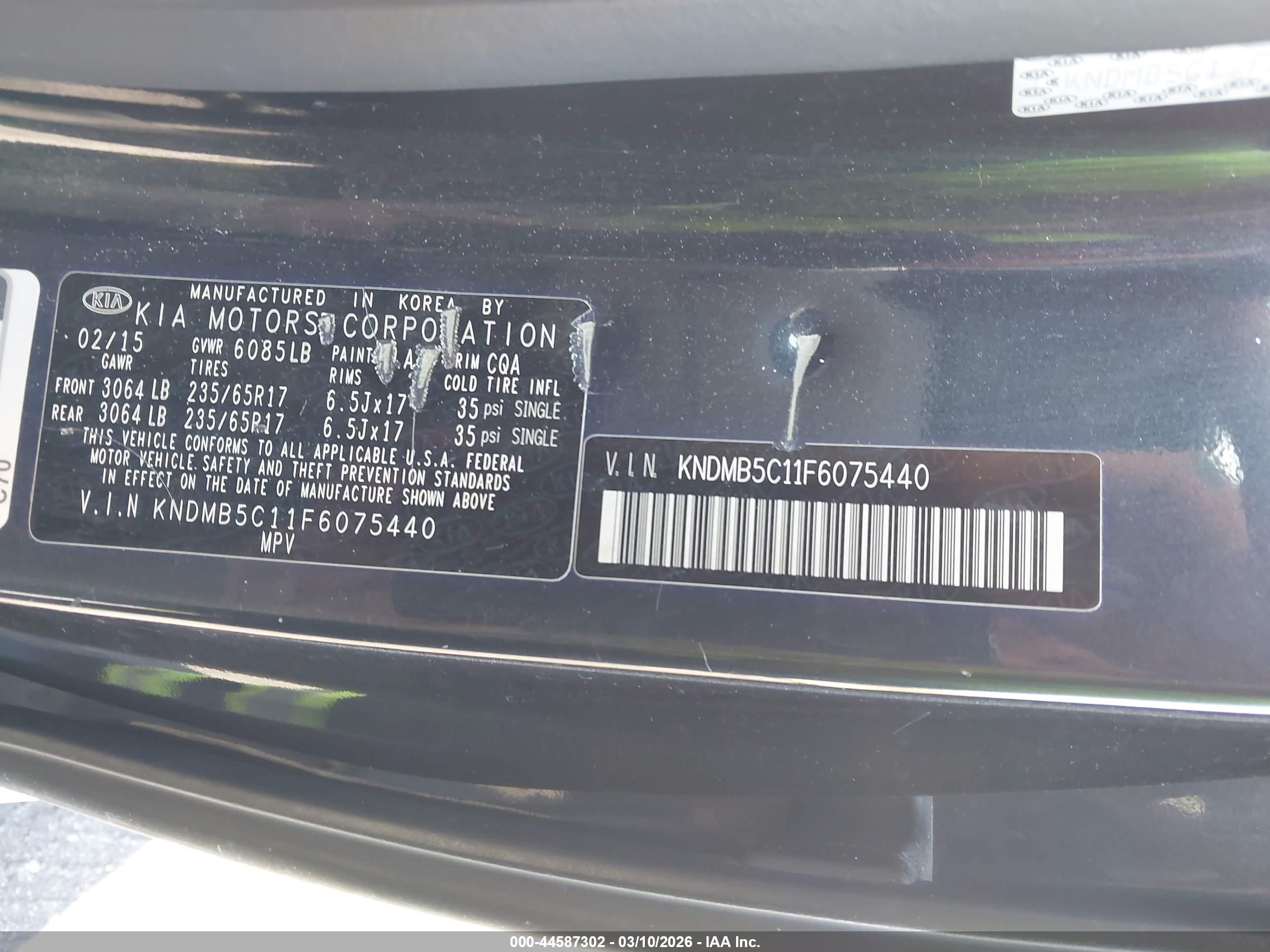 KIA SEDONA image 9