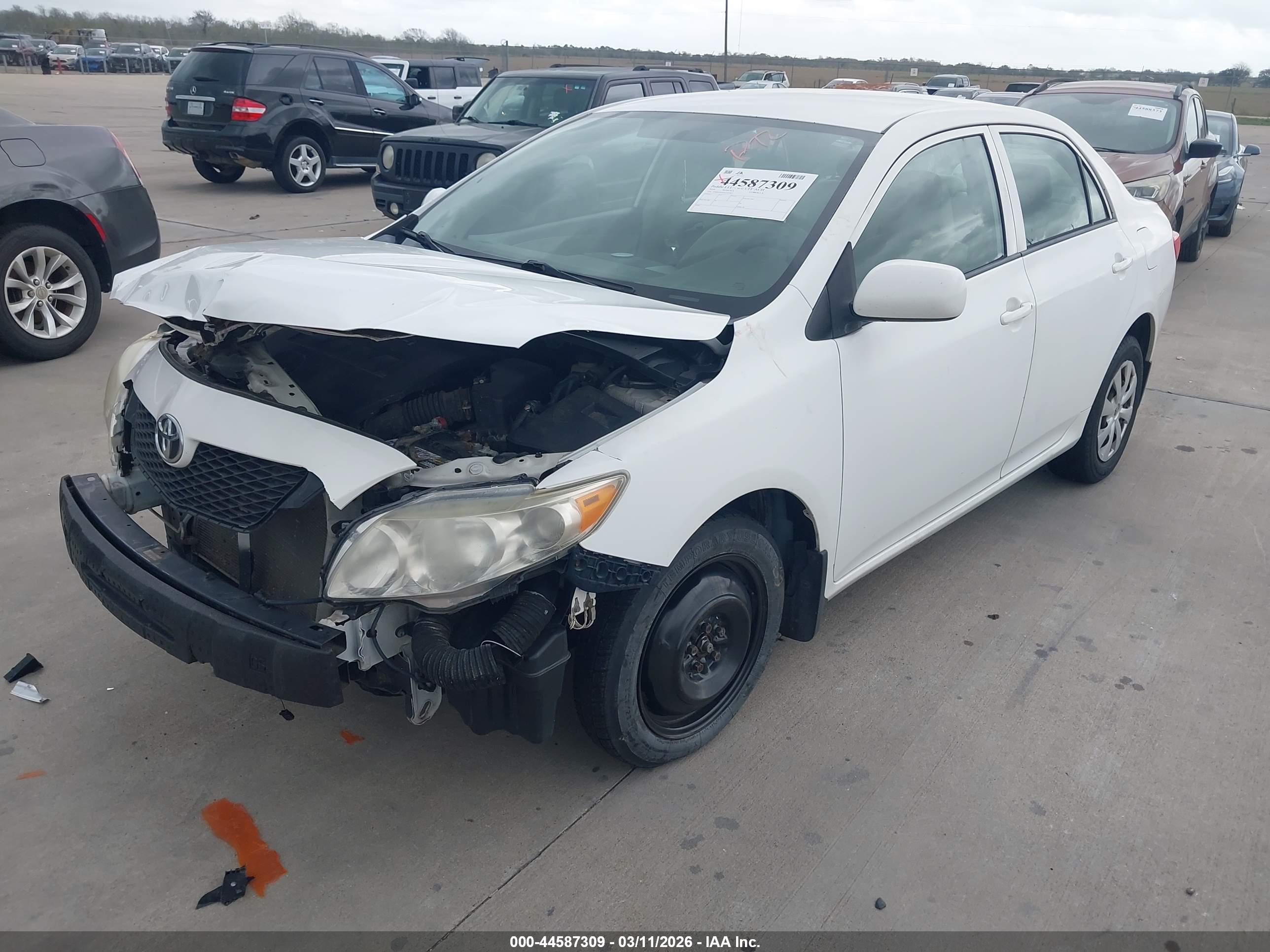TOYOTA COROLLA image 2
