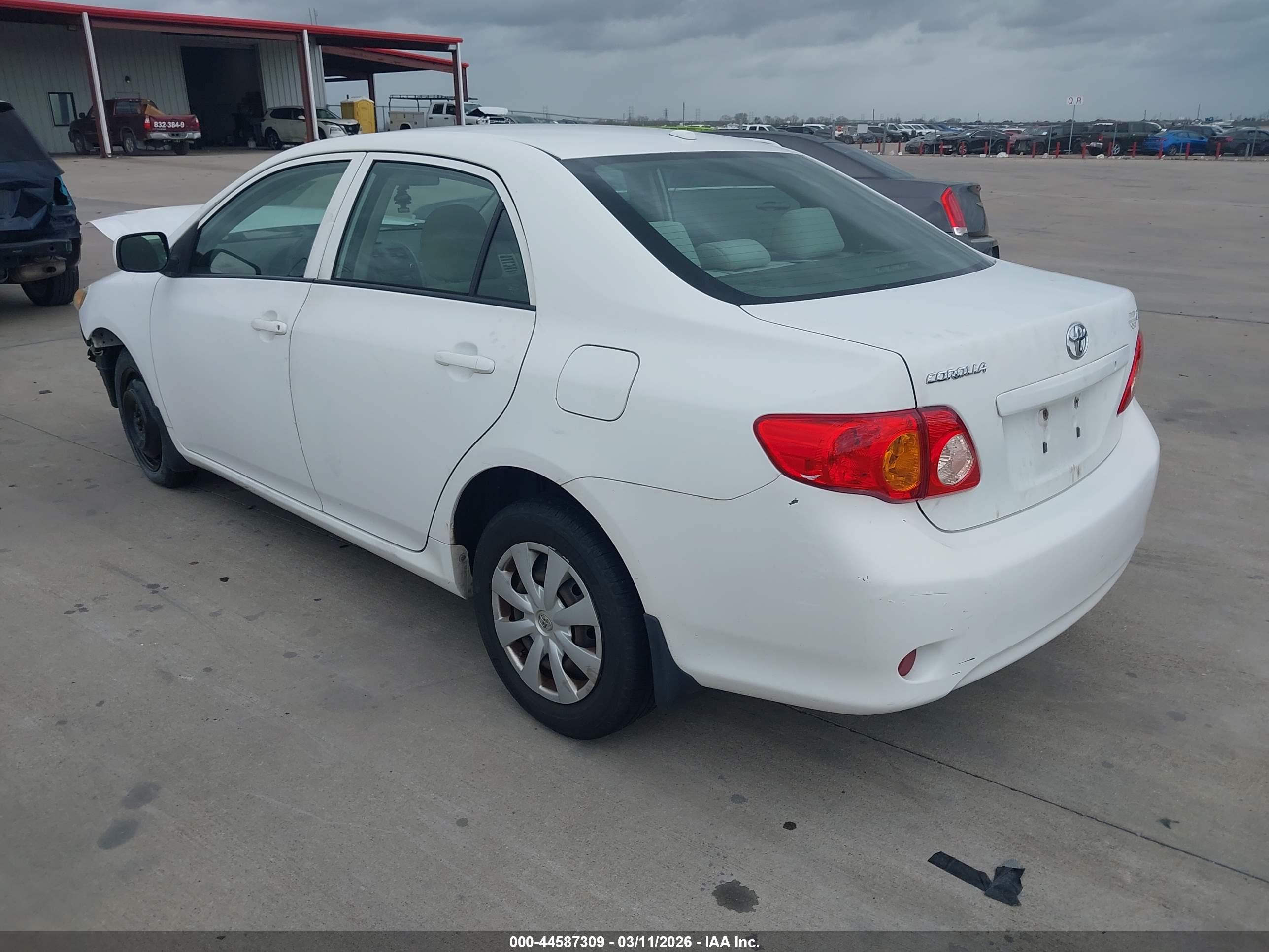 TOYOTA COROLLA image 3