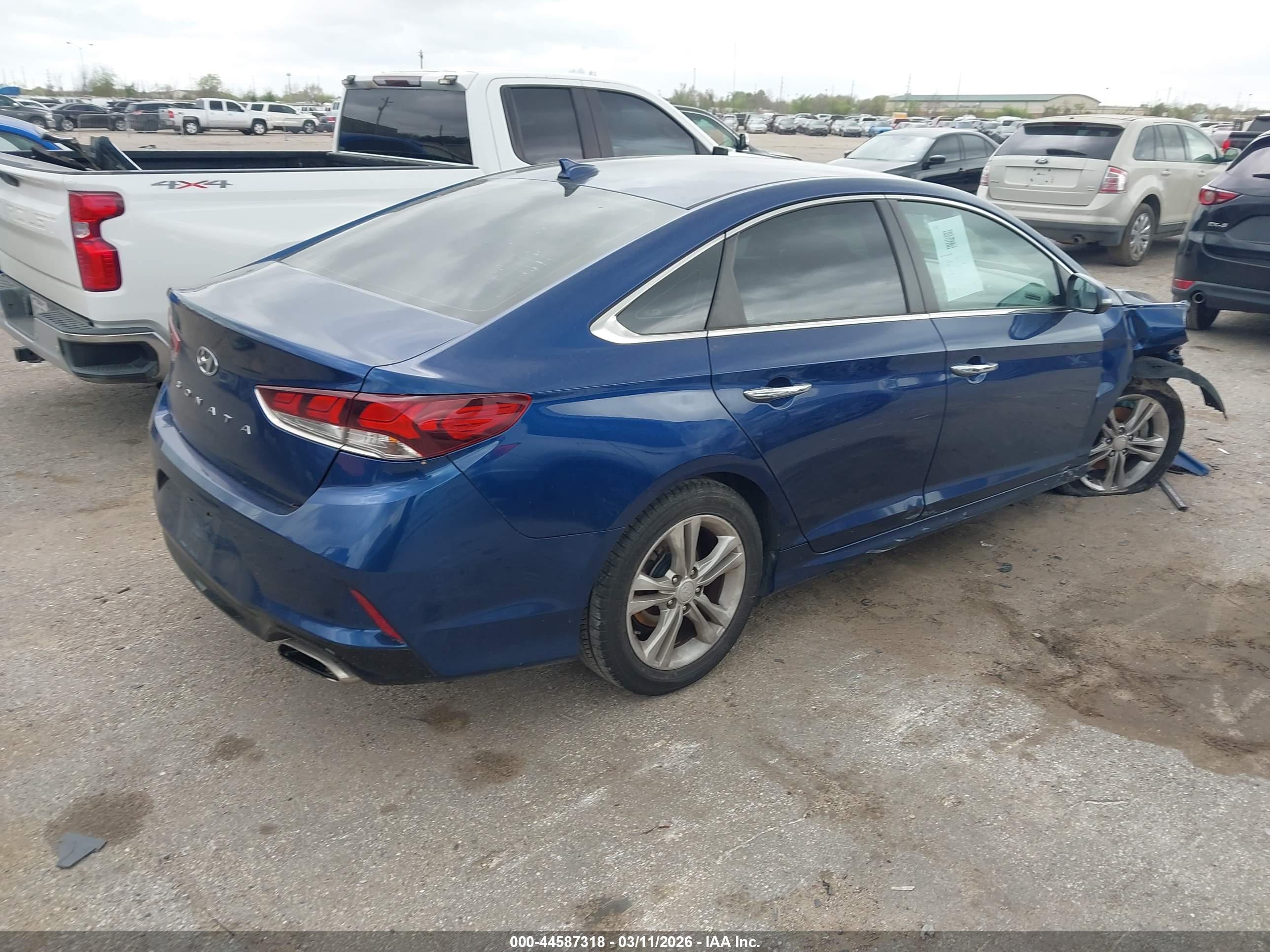 HYUNDAI SONATA image 4