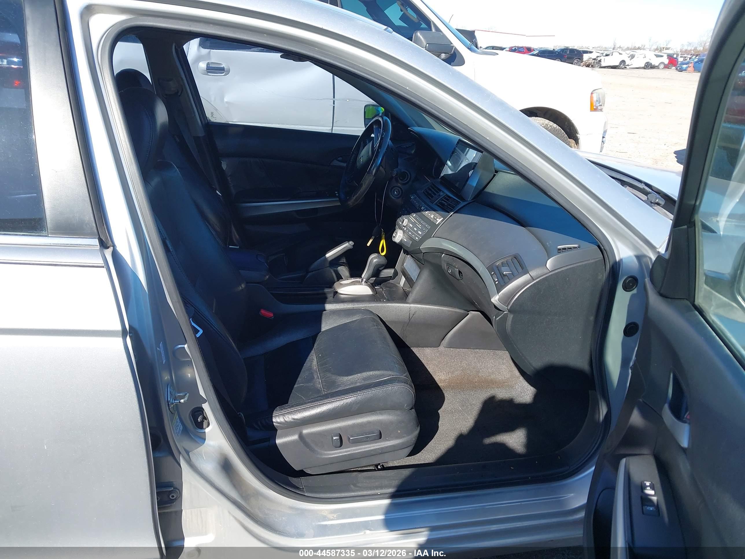 HONDA ACCORD image 5