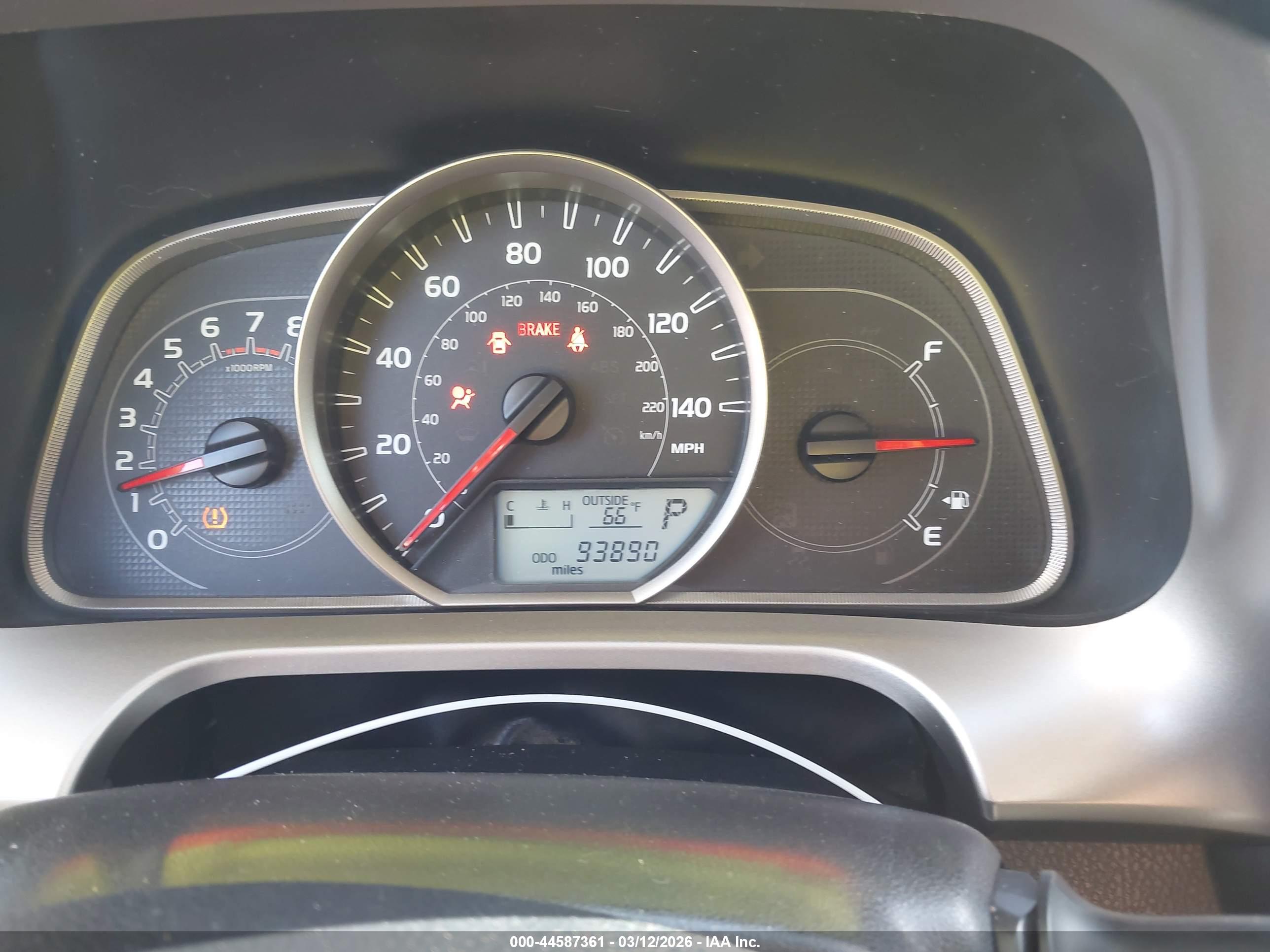 TOYOTA RAV4 image 7