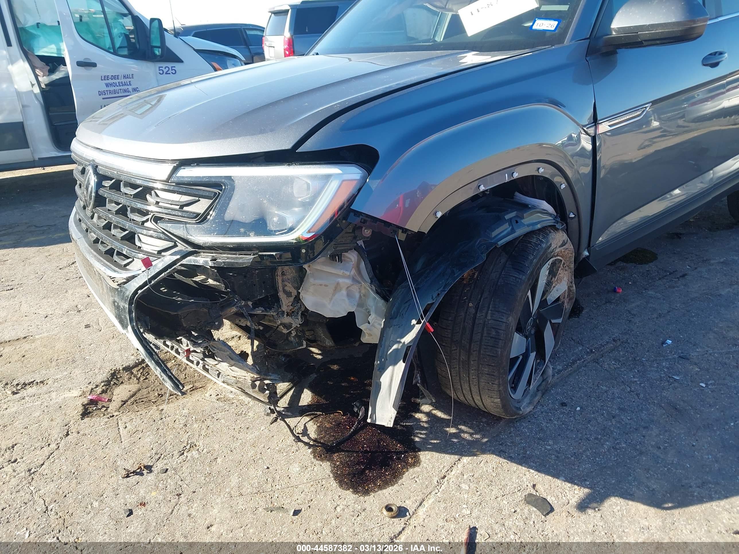 VOLKSWAGEN ATLAS image 6