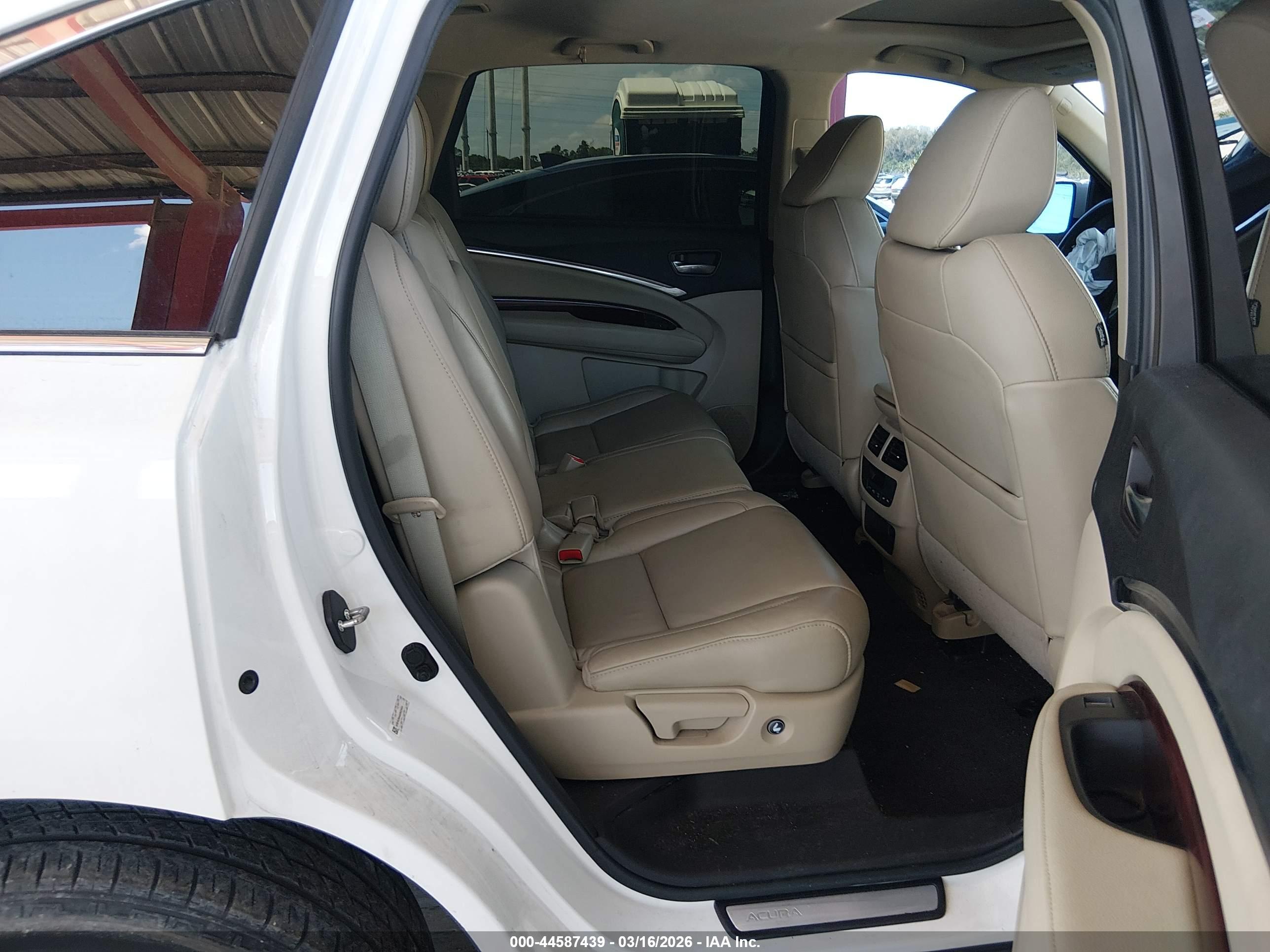 ACURA MDX image 8