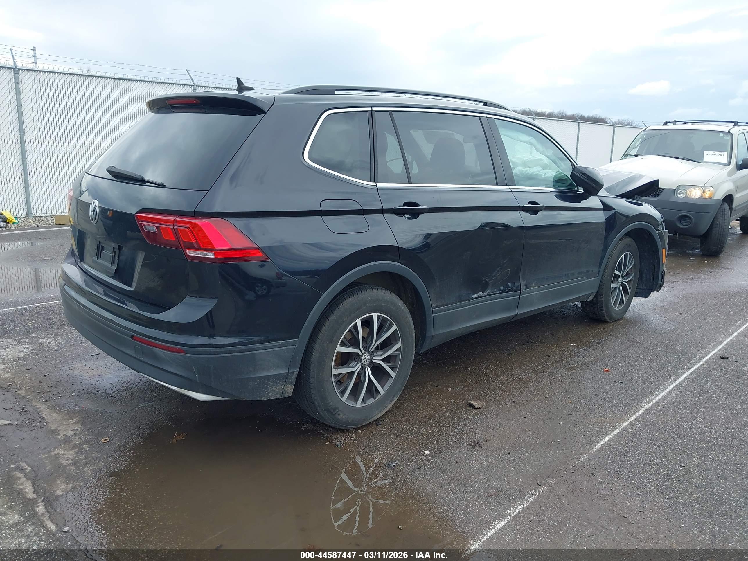 VOLKSWAGEN TIGUAN image 4