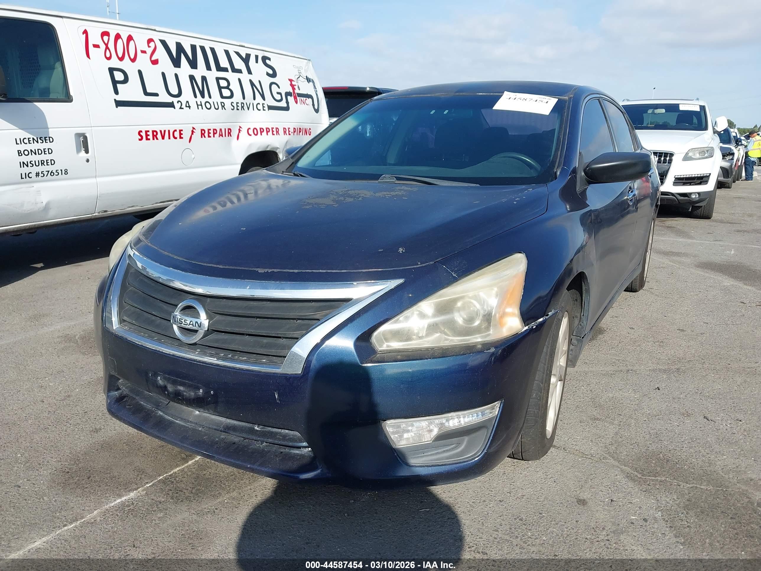 NISSAN ALTIMA image 2