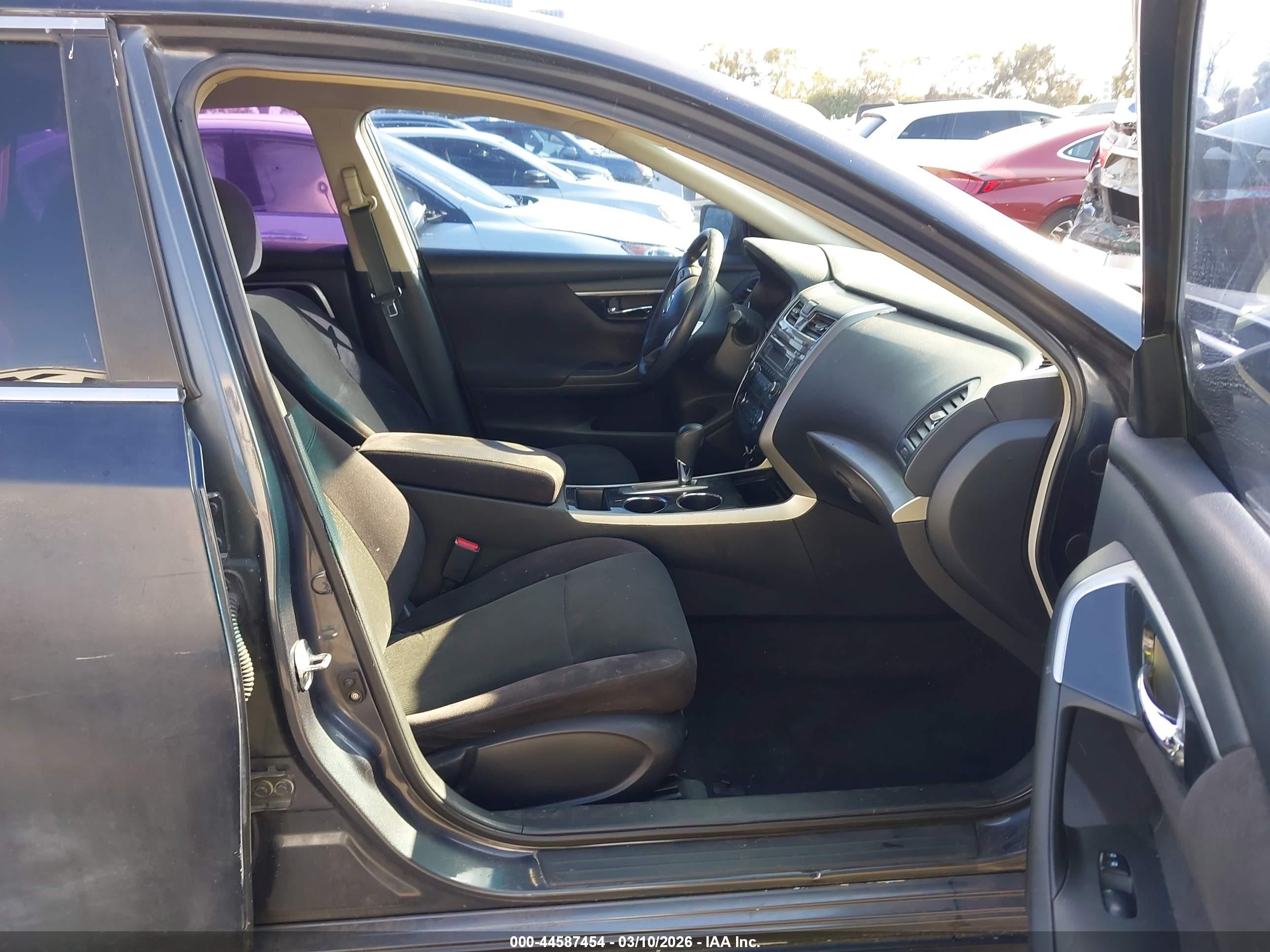 NISSAN ALTIMA image 5