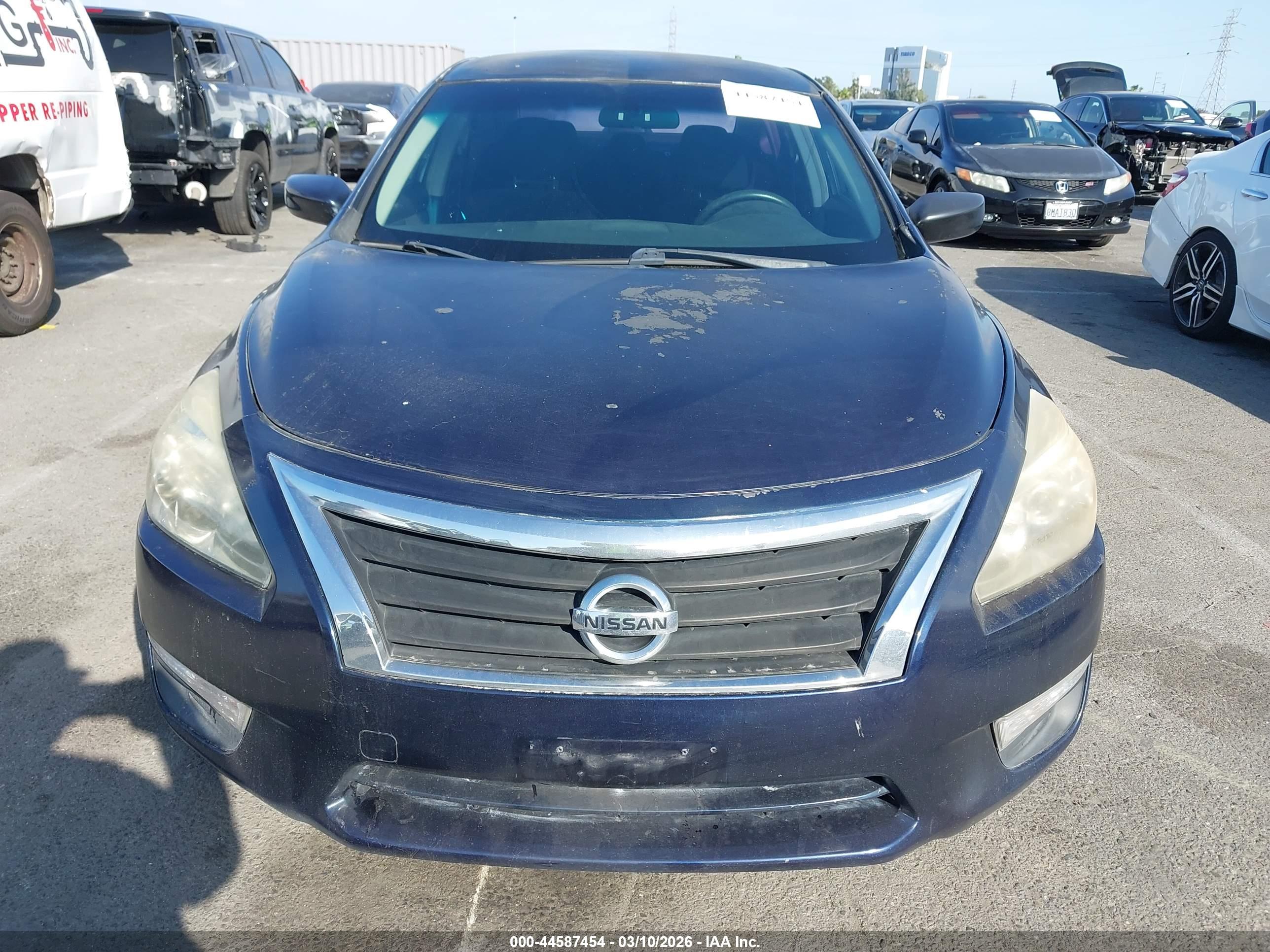 NISSAN ALTIMA image 6